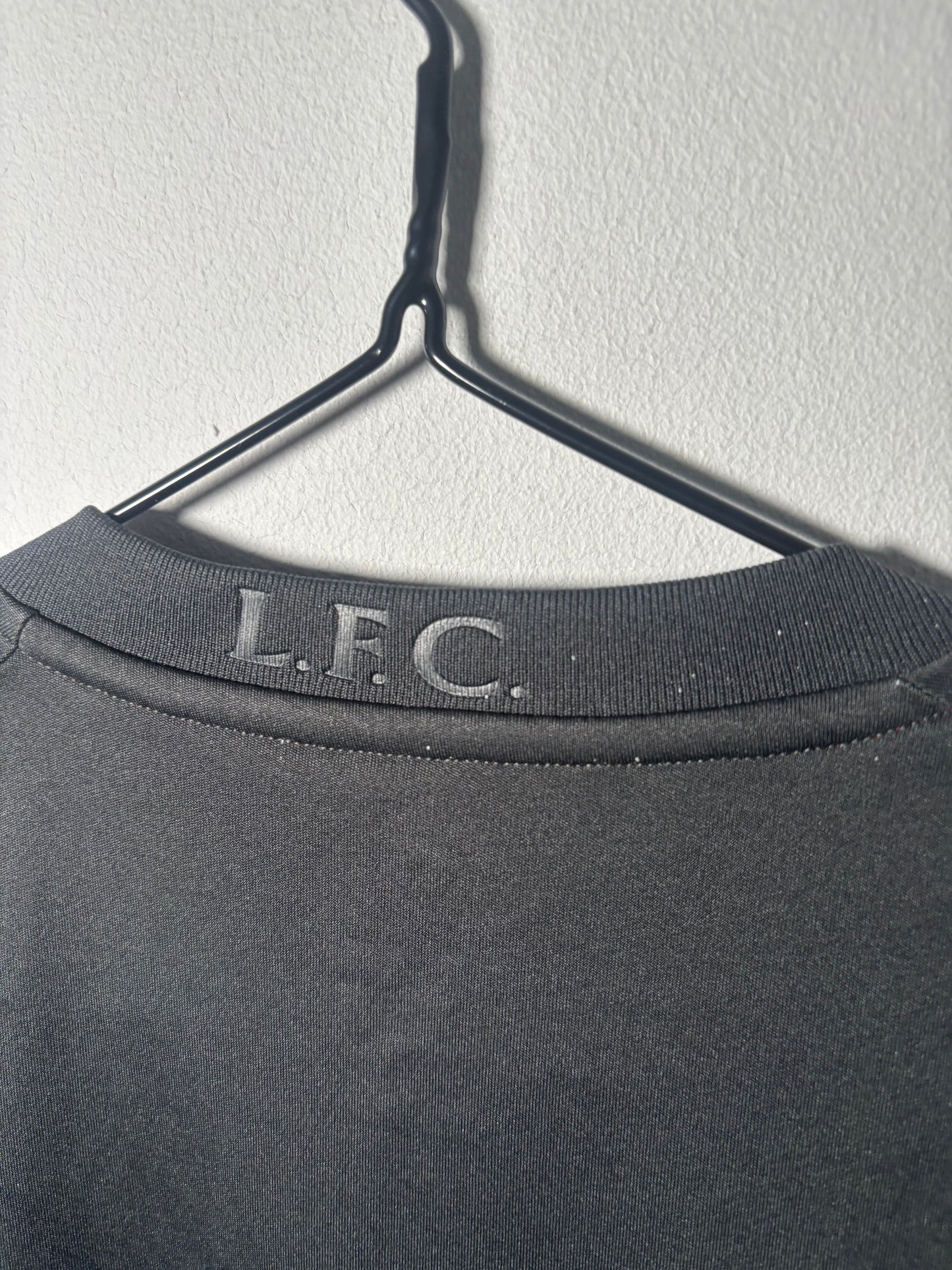 Liverpool Away Shirt 2011/12 (L)
