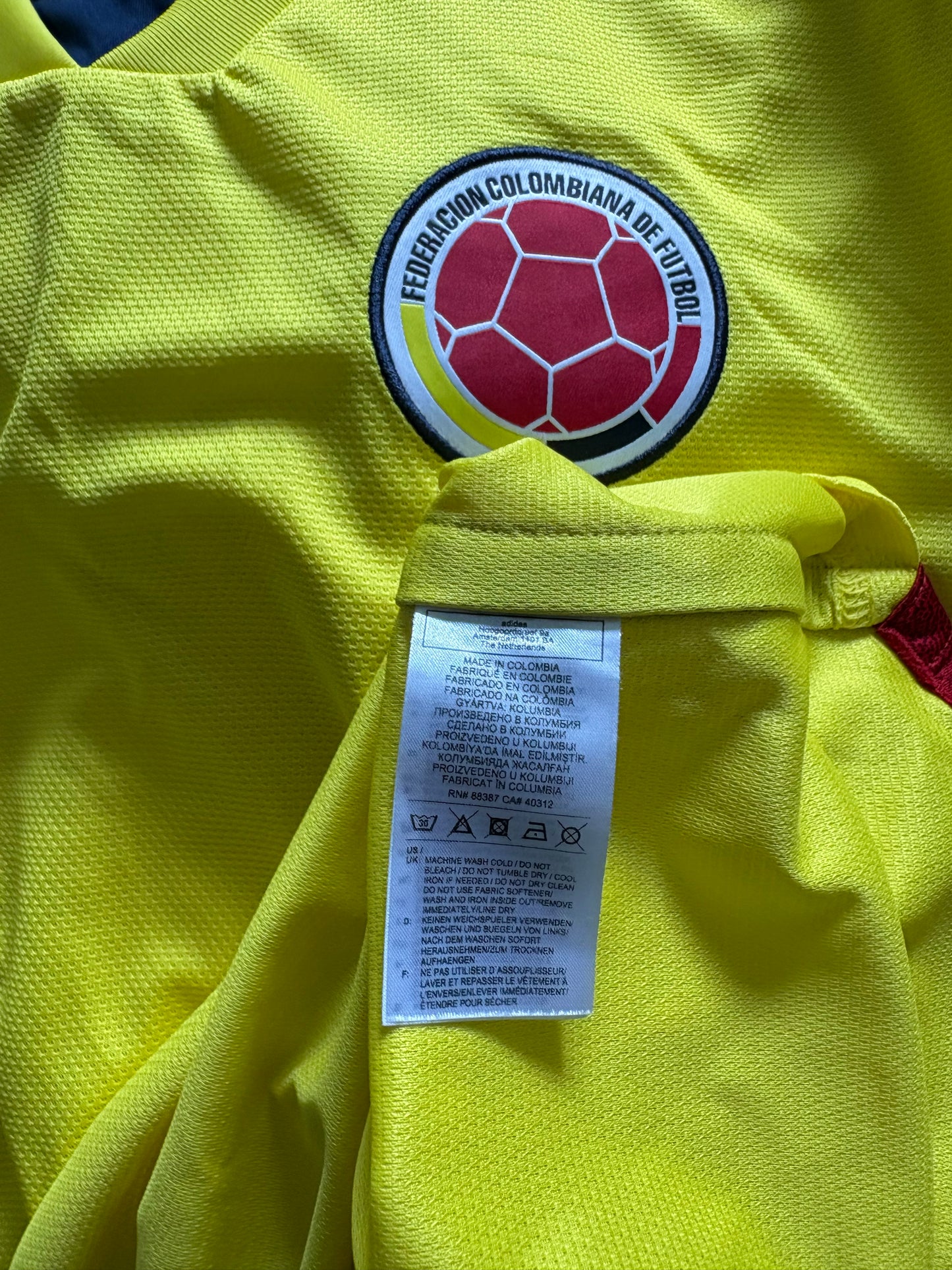 Colombia Home Shirt 2022 (XXL)