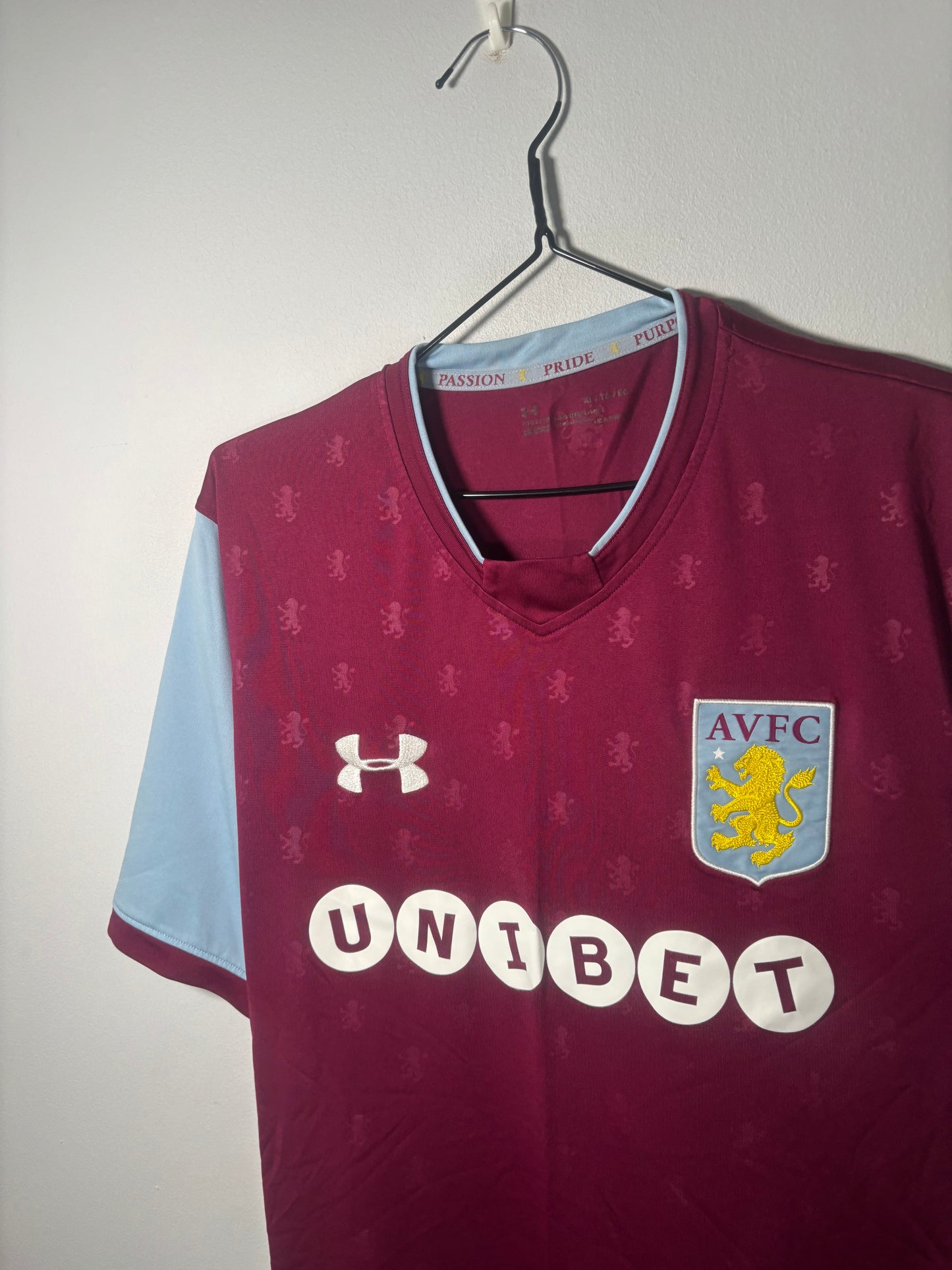 Aston Villa Home Shirt 2017/18 (XL)
