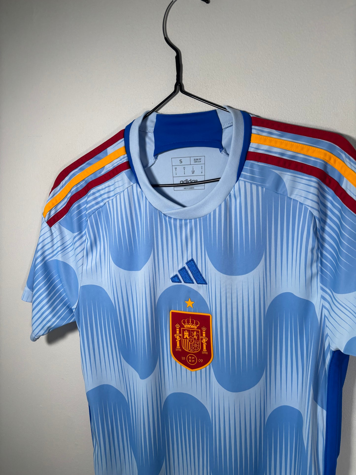 Spain Away Shirt 2022 (S)