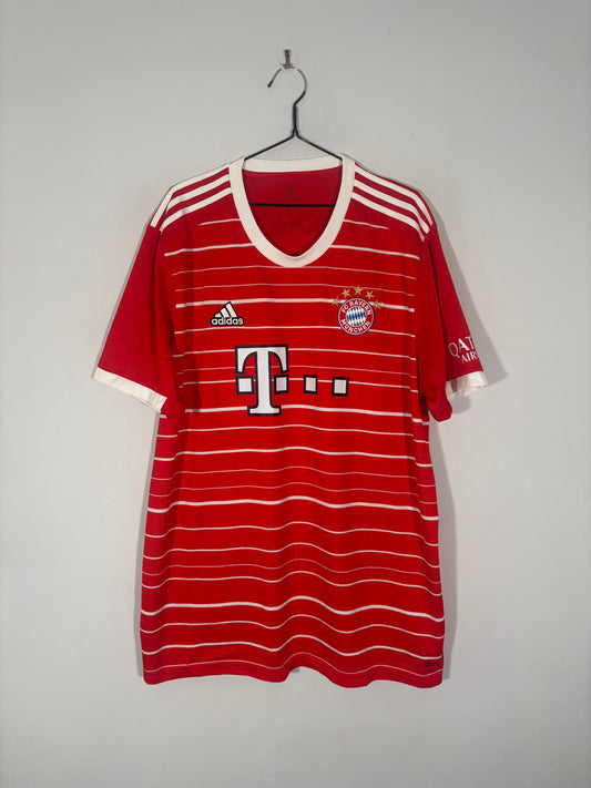Bayern Munich Home Shirt 2022/23 (XXL)