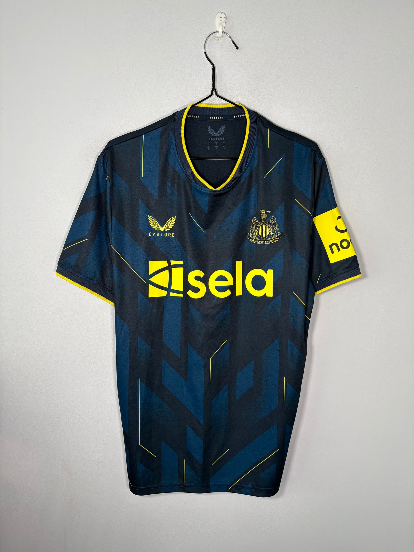 Newcastle United Third Shirt 2023/24 Isak (L)