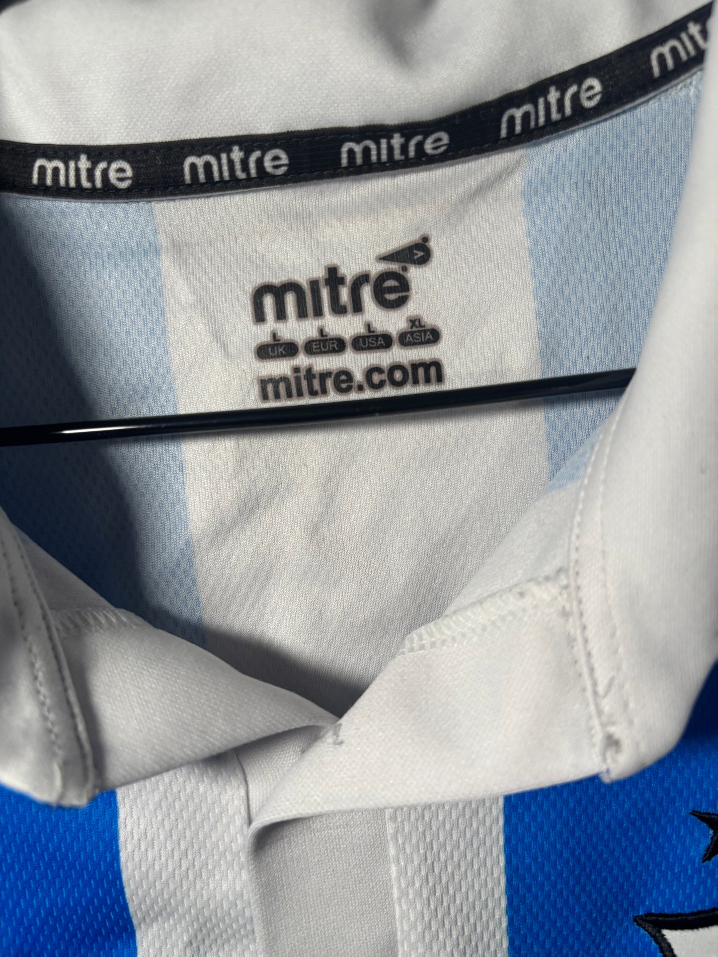 Huddersfield Town Home Shirt 2011/12 Peter Clarke (L)