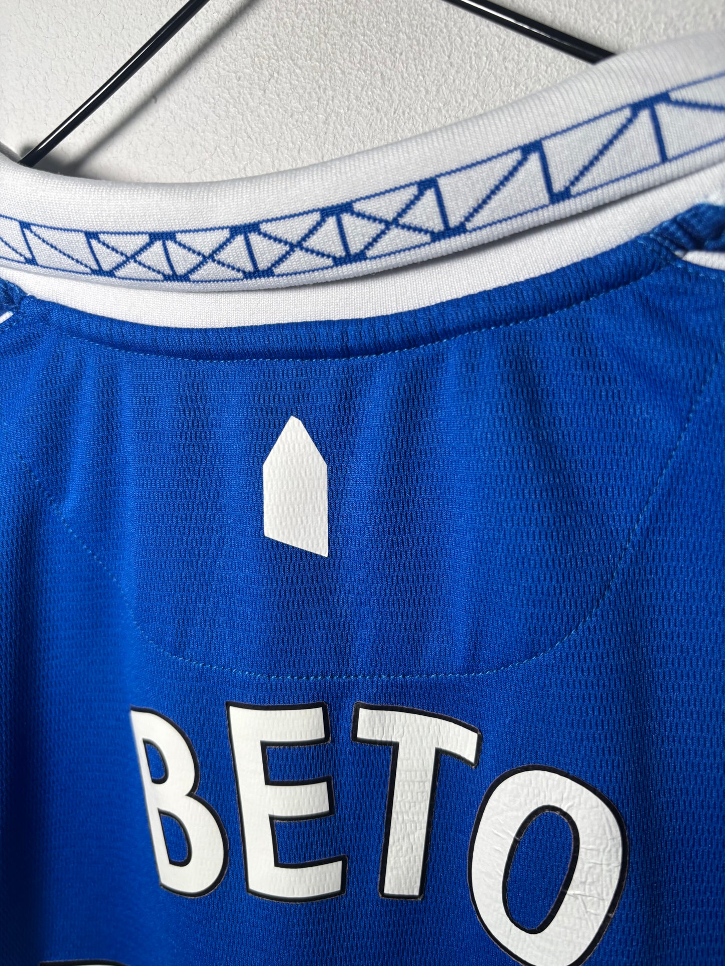 Everton Home Shirt 2023/24 Beto (S)