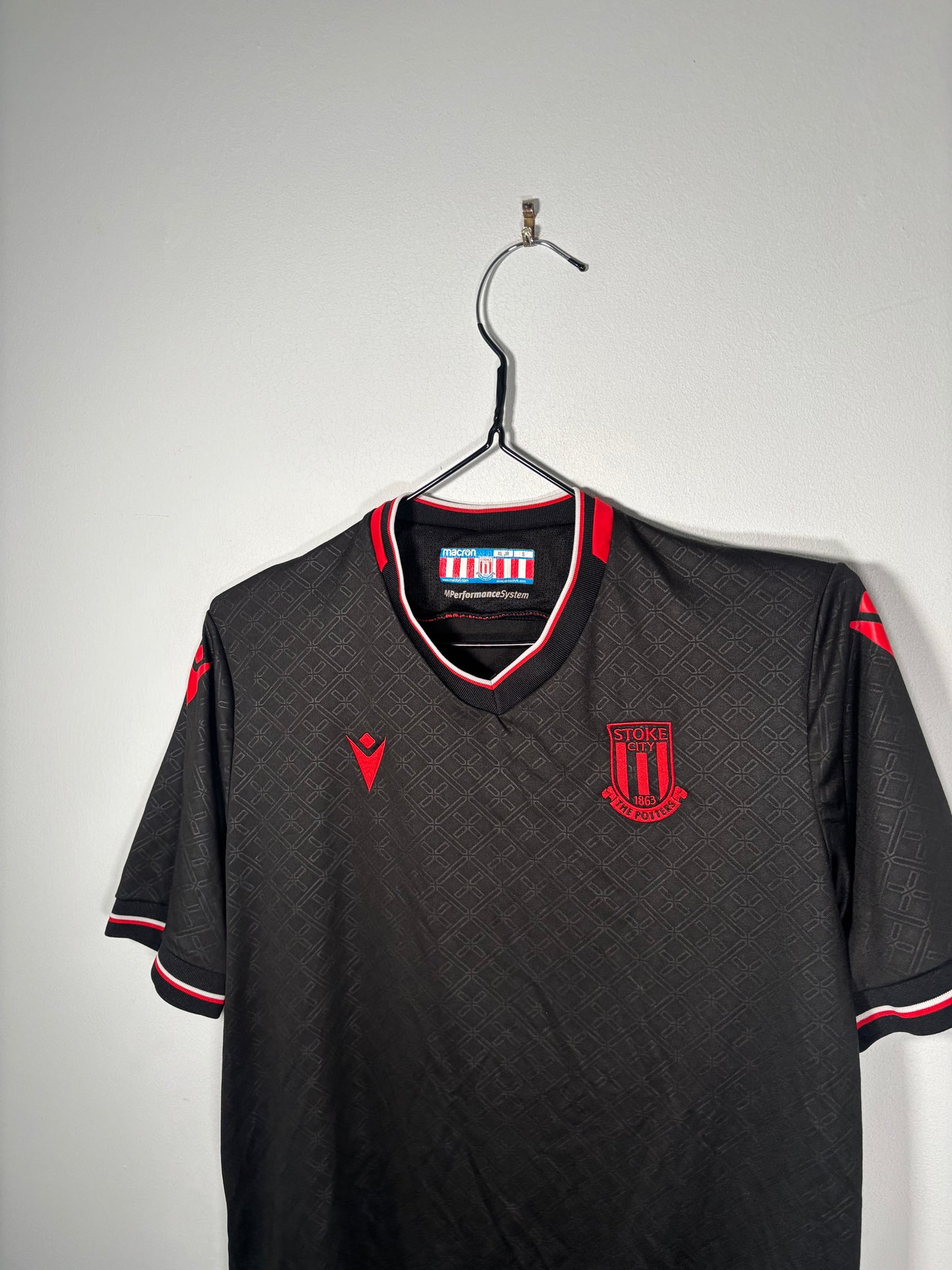 Stoke City Away Shirt 2022/23 Tymon (XLB)