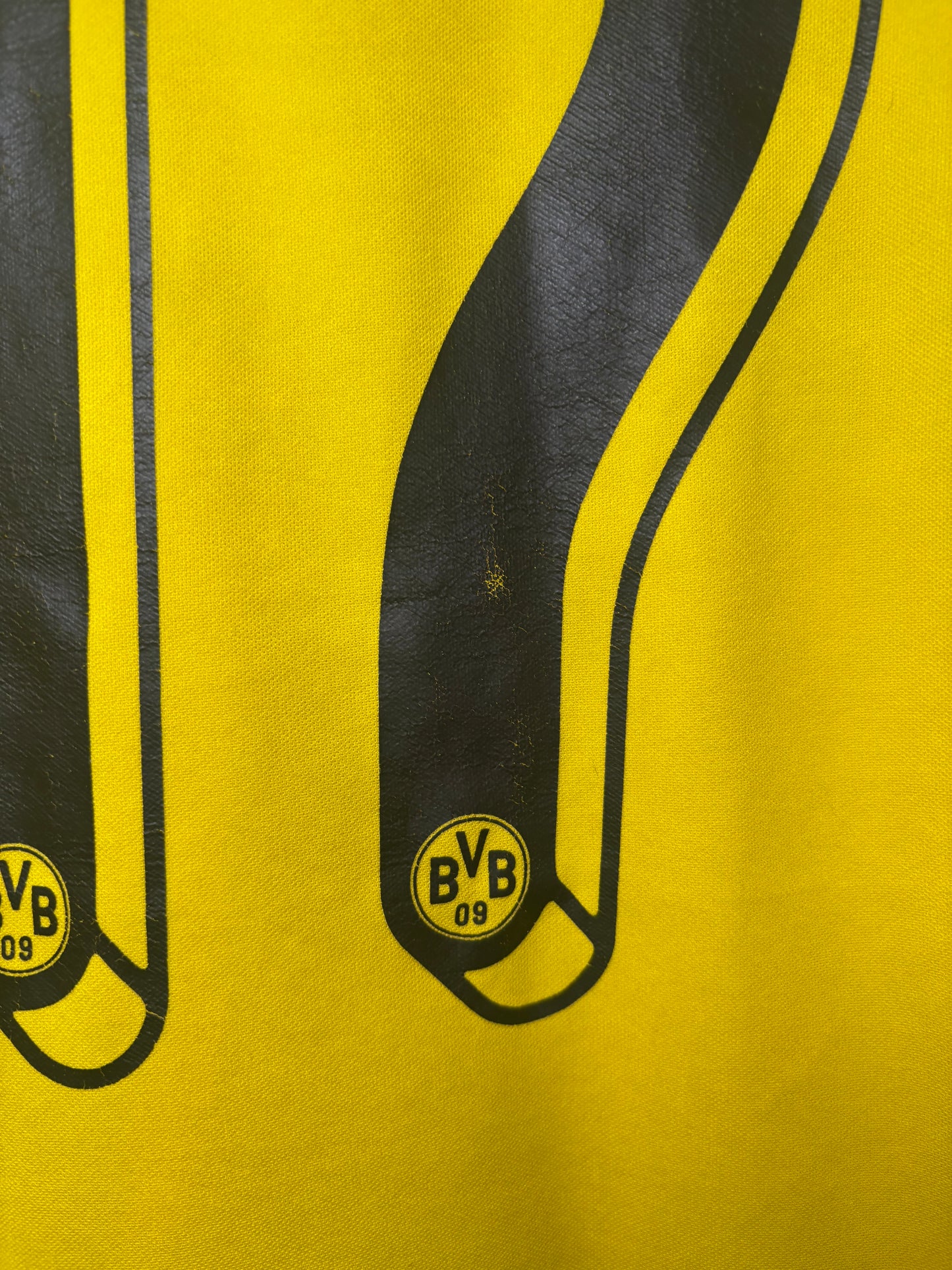 Borussia Dortmund Home Shirt 2015/16 Aubameyang (M)