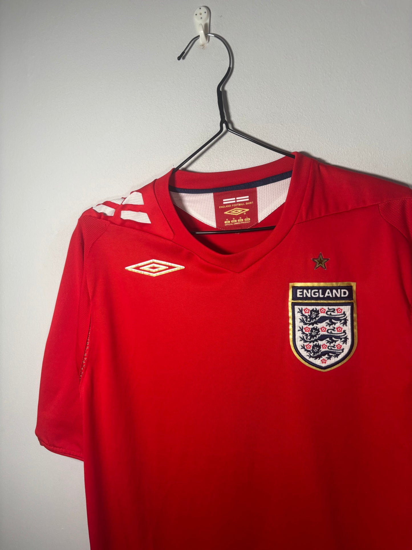 England 2006 Away Shirt (M)