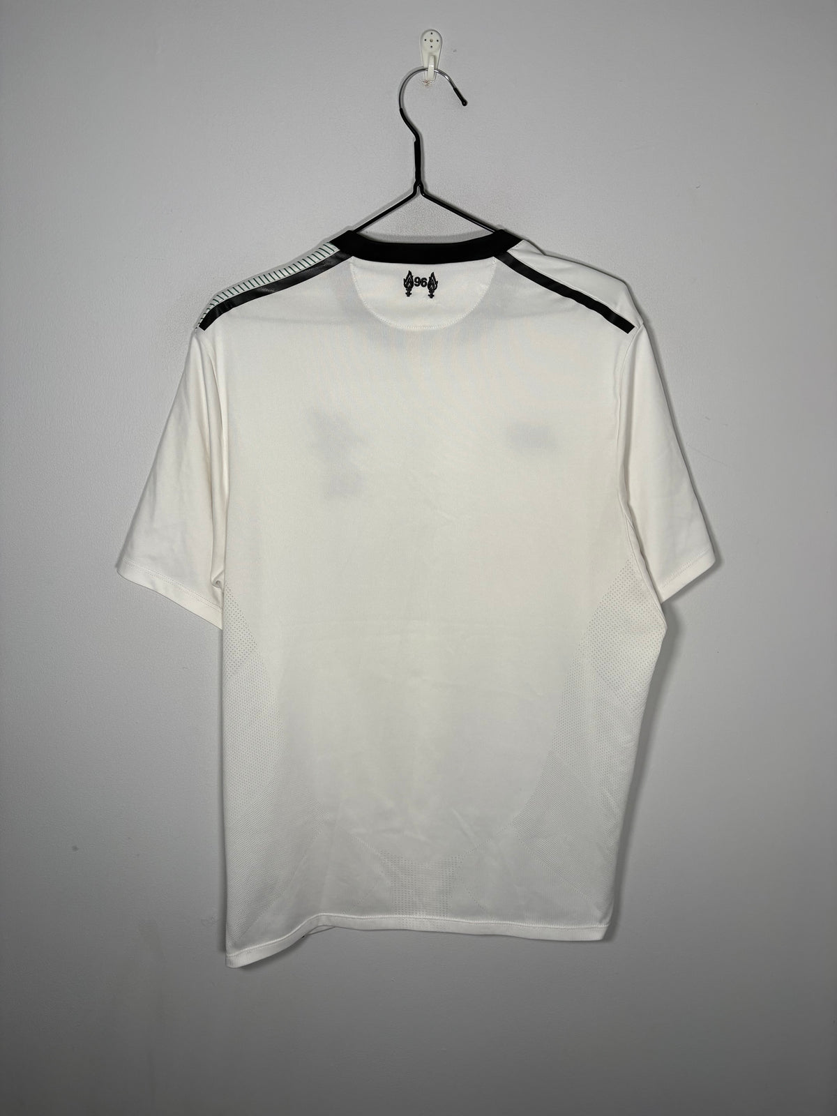 Liverpool Away Shirt 2017/18 (L)