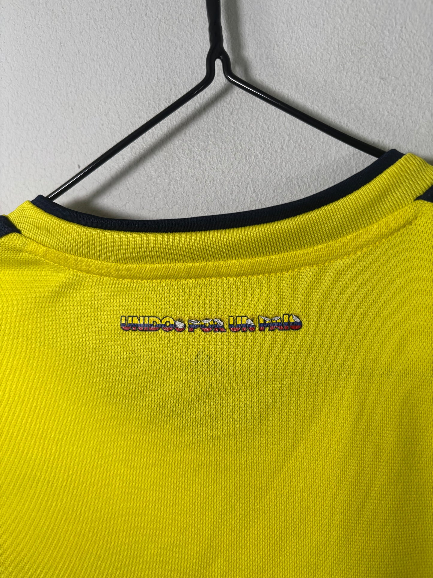 Colombia Home Shirt 2018 (M)