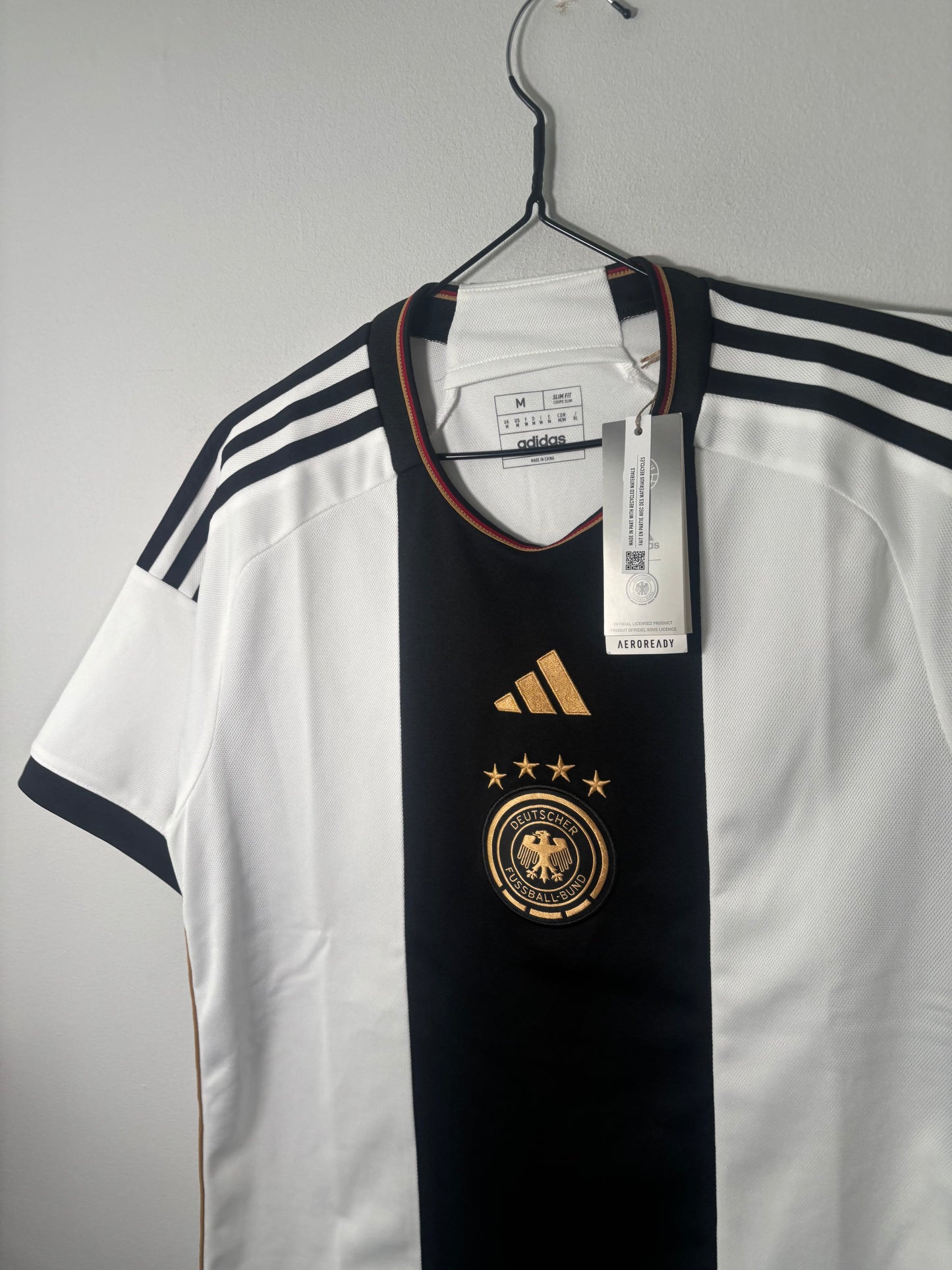 Germany Home Shirt 2022 BNWT (L)