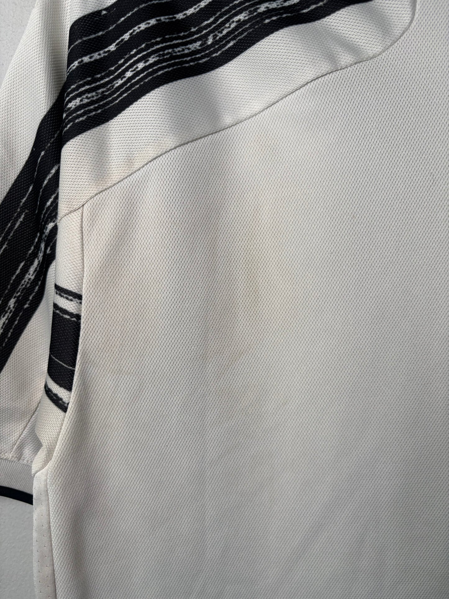 Juventus Home Shirt 2020/21 (M)