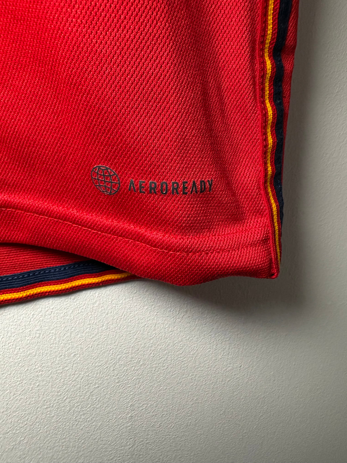 Spain Home Shirt 2022 (M)