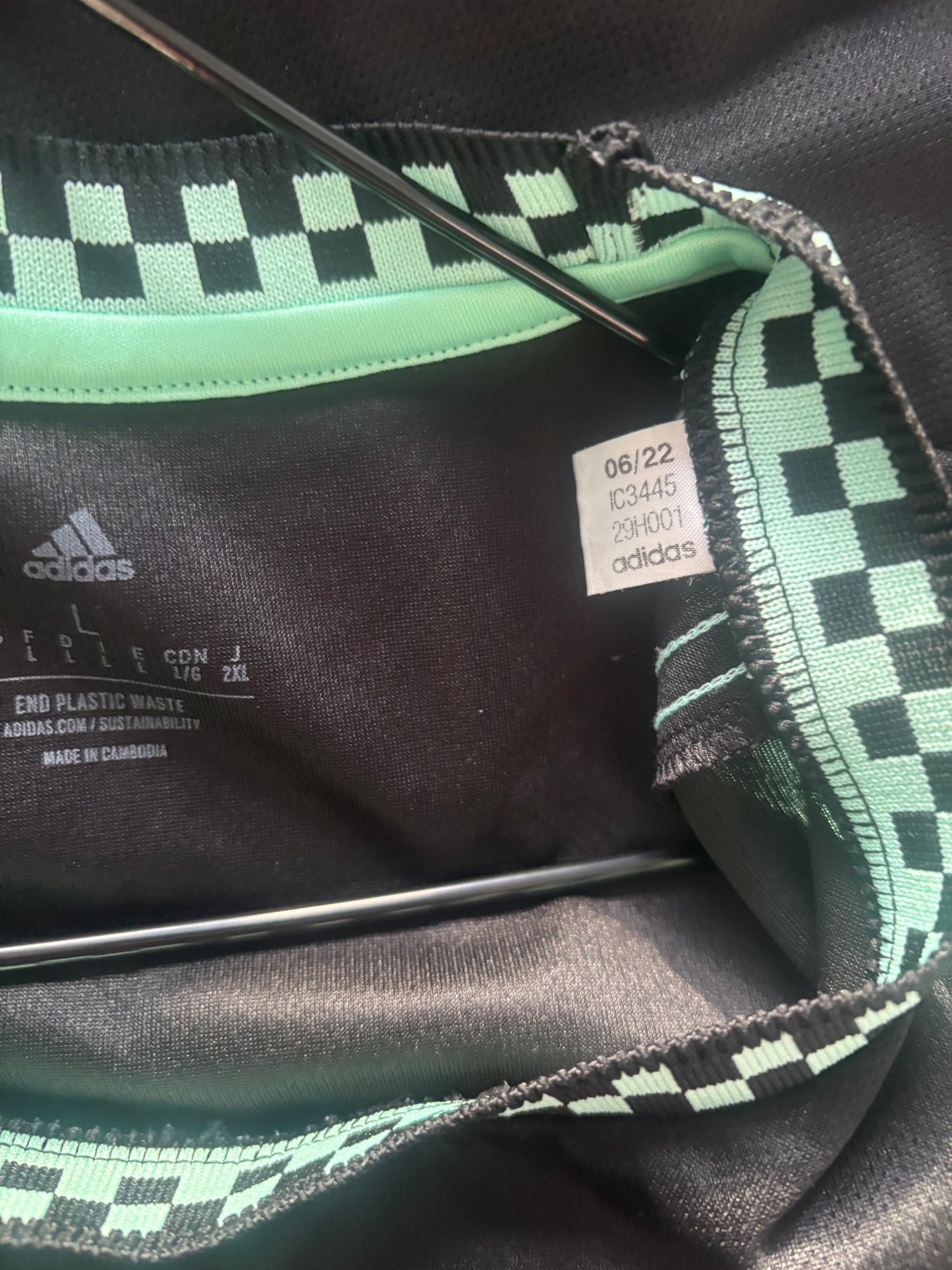 Leicester City Away Shirt 2022/23 (L)