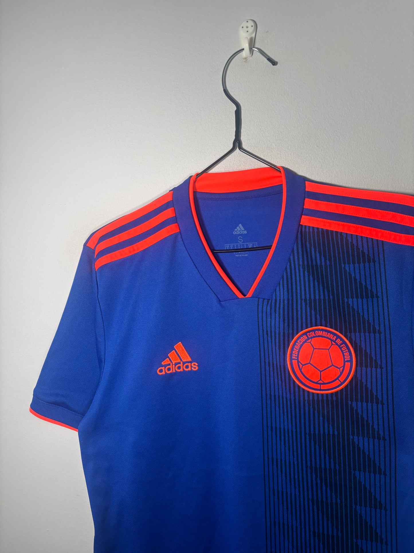 Colombia Away Shirt 2018 (S)