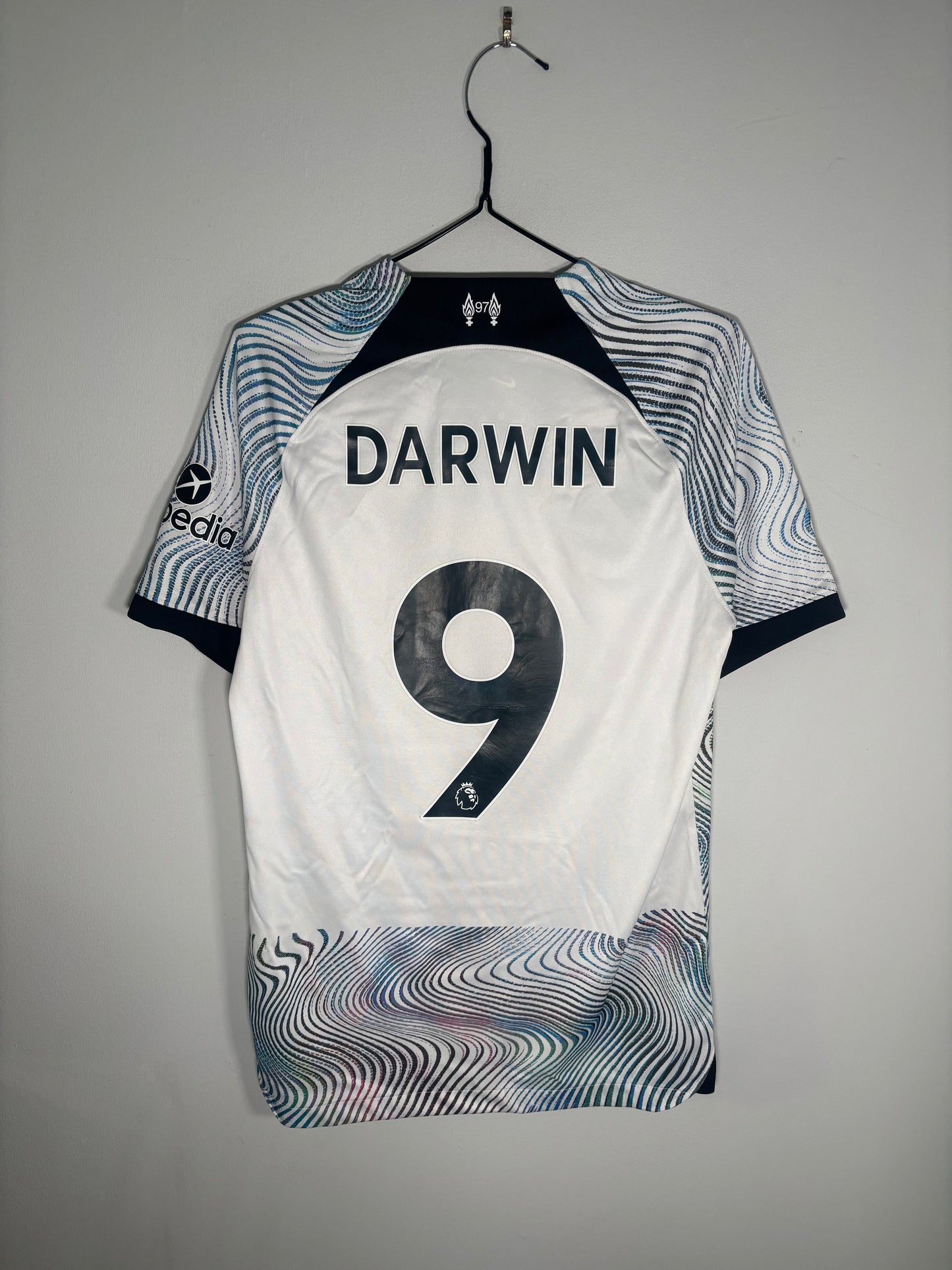 Liverpool Away Shirt 2022/23 Darwin Nunez (S)