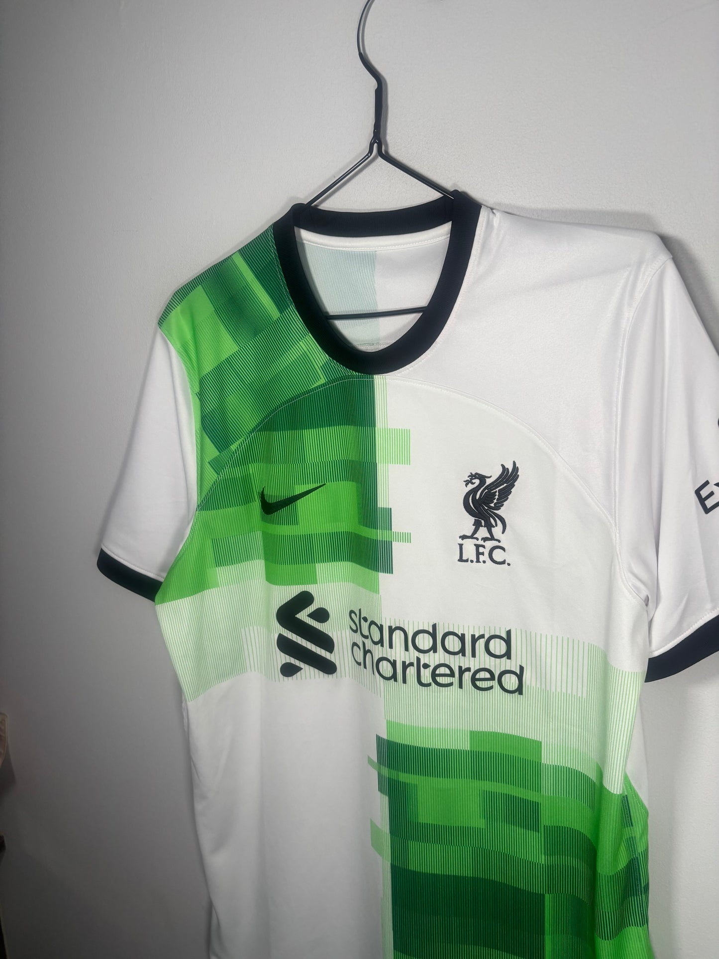 Liverpool Away Shirt 2023/24 (M)