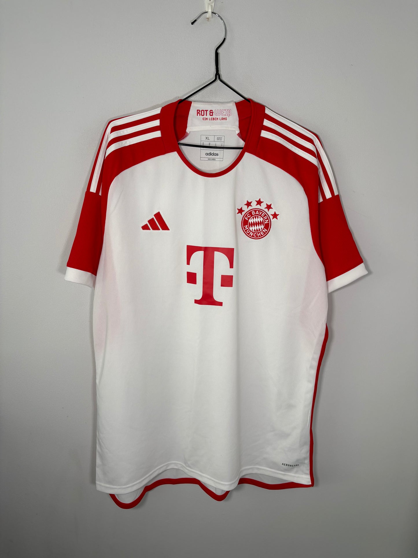 Bayern Munich Home Shirt 2023/24 (XL)