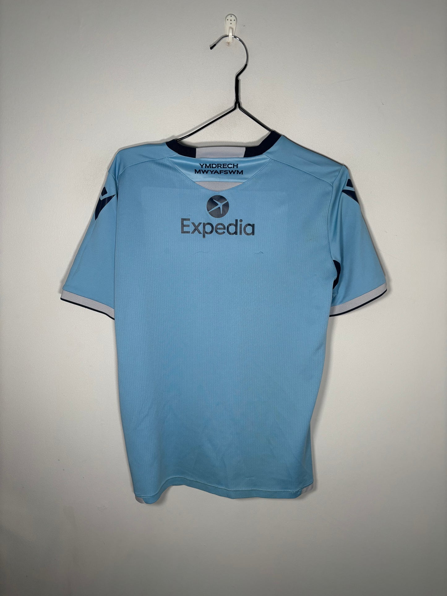 Wrexham Away Shirt 2022/23 (S)