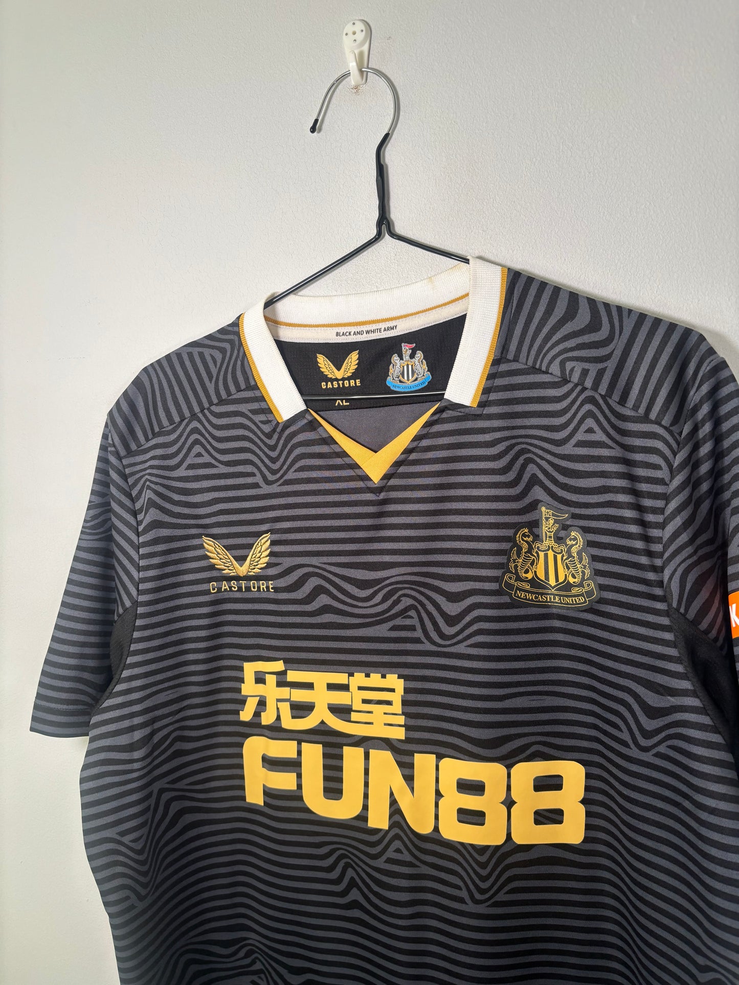 Newcastle United Away Shirt 2021/22 (XL)