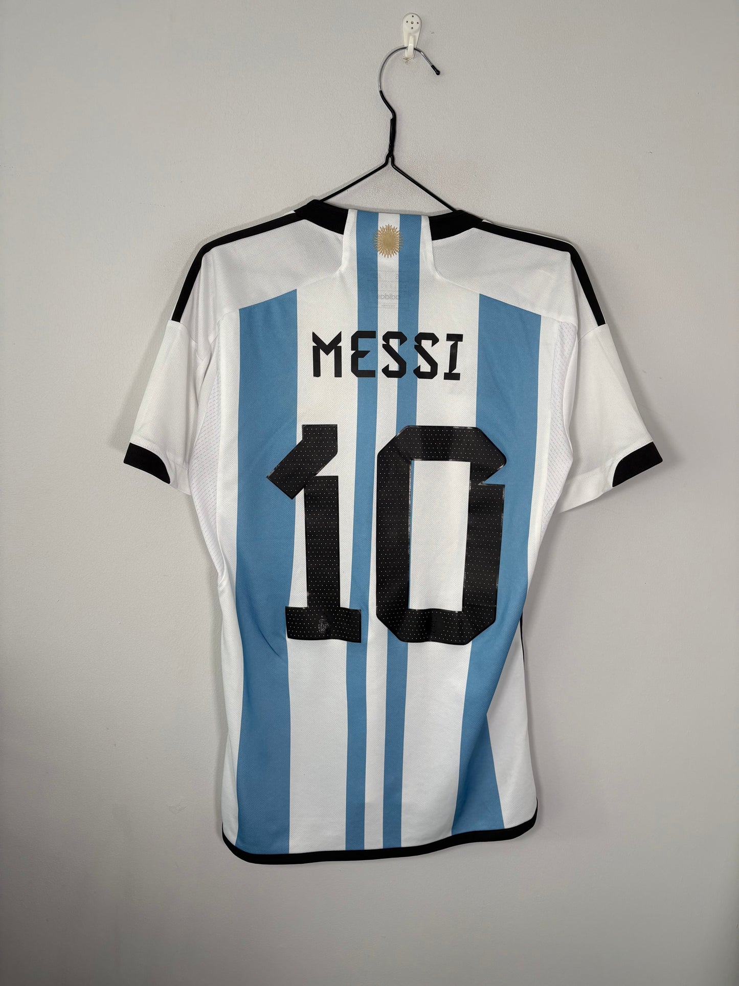 Argentina Home Shirt 2022 Messi (S)