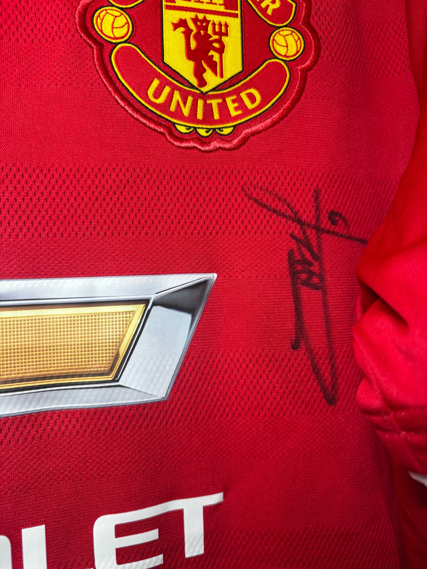 Manchester United Signed Home Shirt 2015/16 (L)