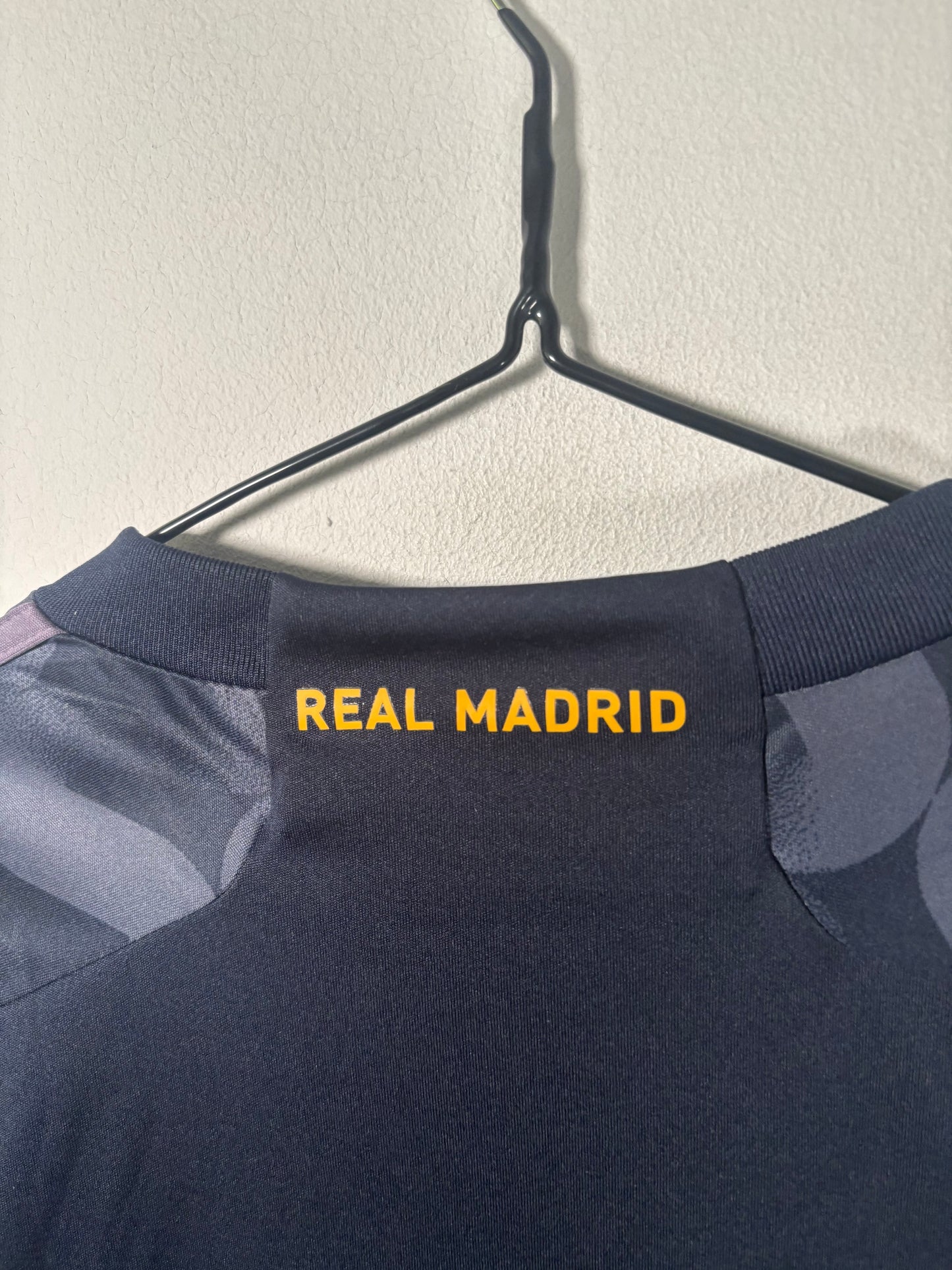 Real Madrid Away Shirt 2023/24 (M)
