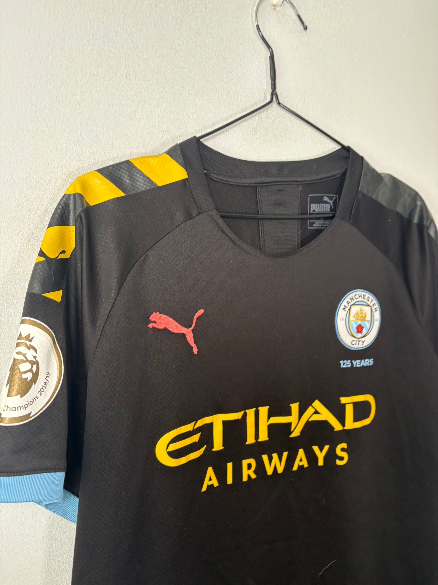 Manchester City Away Shirt 2019/20 Jesus (L)