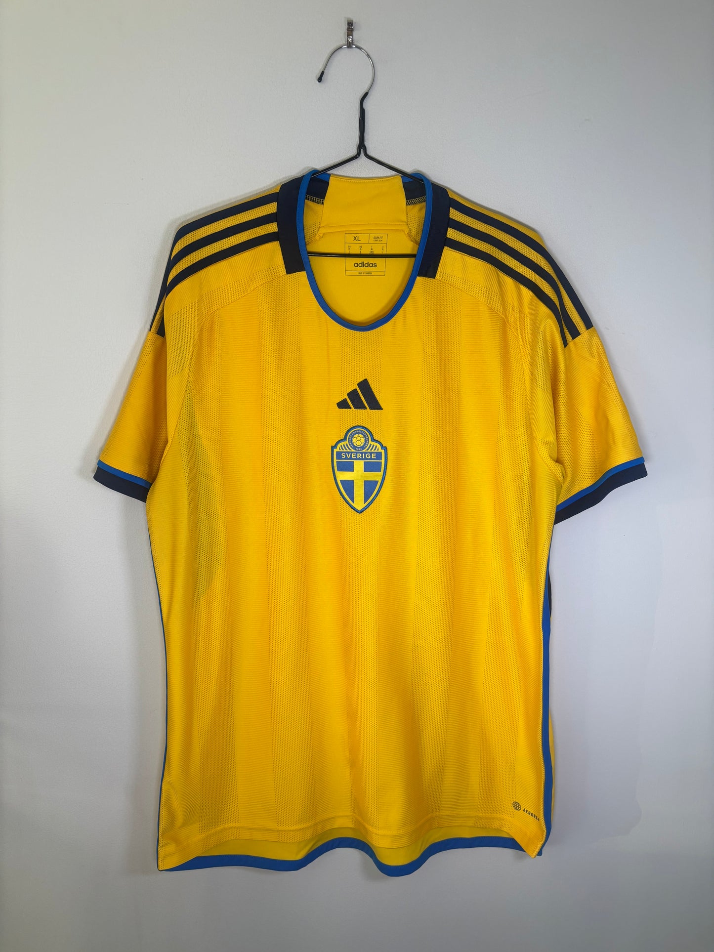 Sweden Home Shirt 2022 (XL)