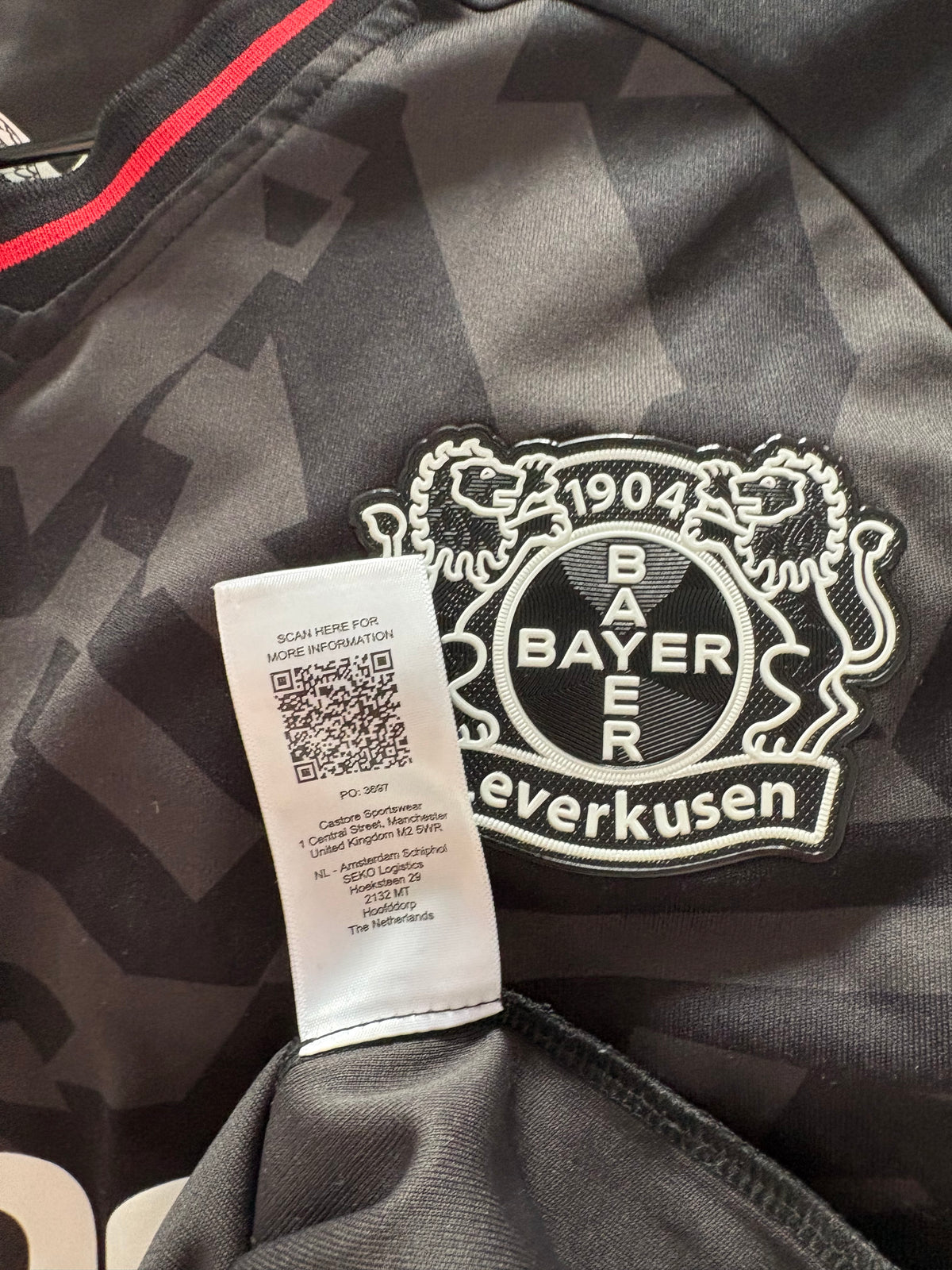 Bayer Leverkusen Authentic Away Shirt 2022/23 (M)