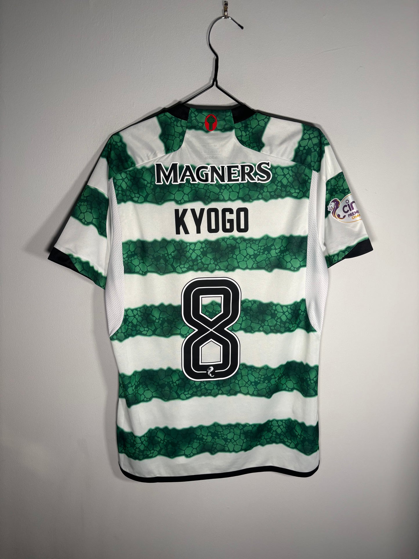 Celtic Home Shirt 2023/24 Kyogo (M)