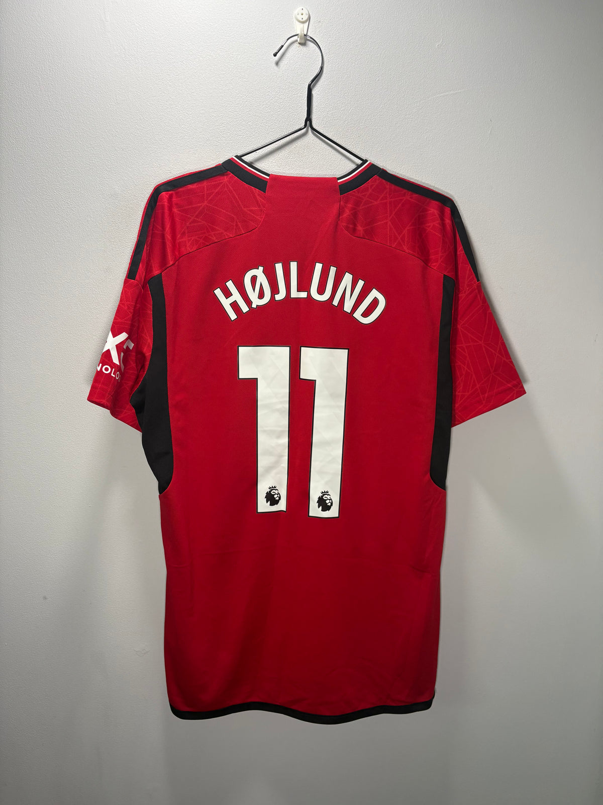 Manchester United Authentic Home Shirt 2023/24 Hojlund (L)