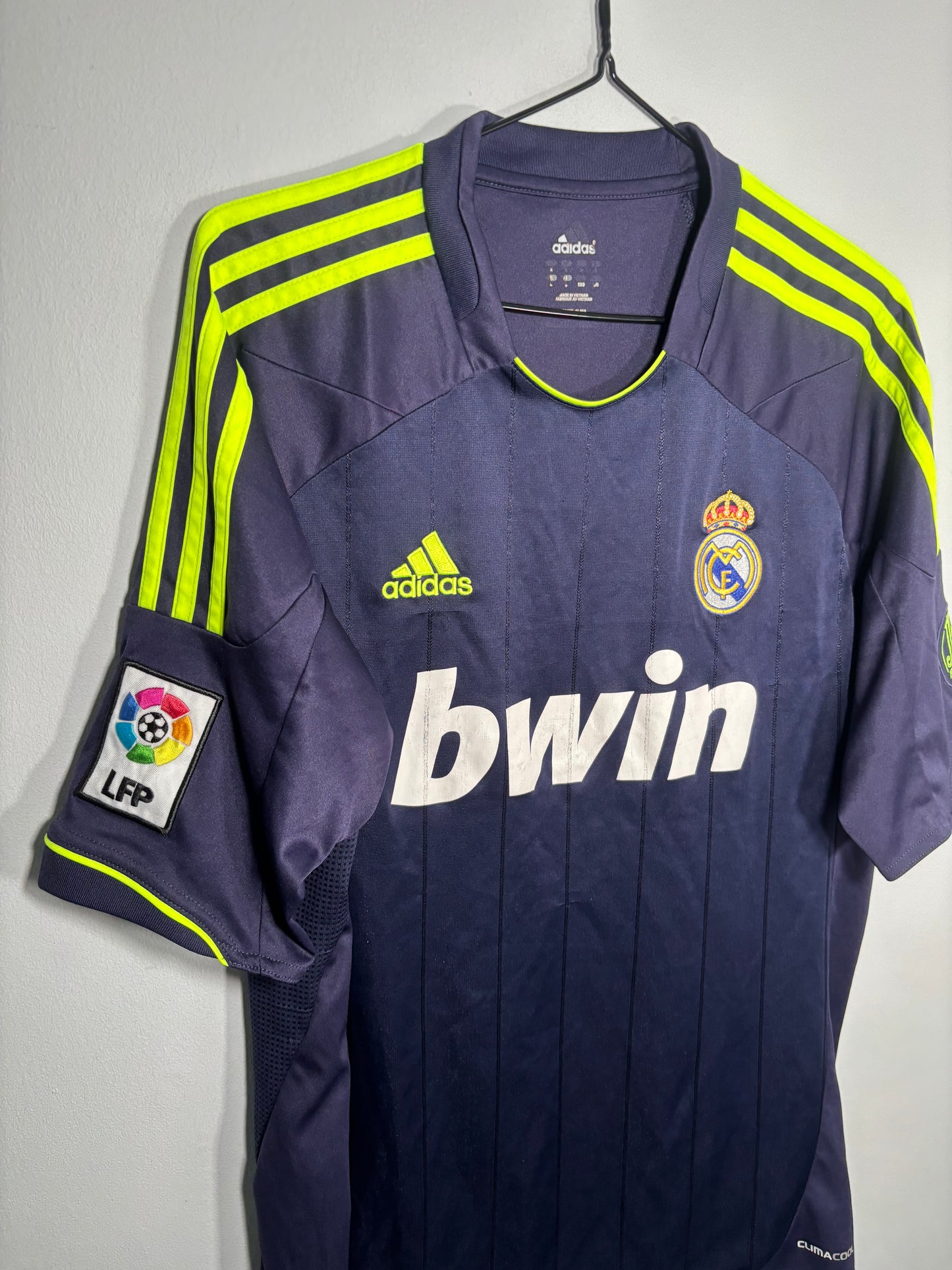 Real Madrid Away Shirt 2012/13 (L)