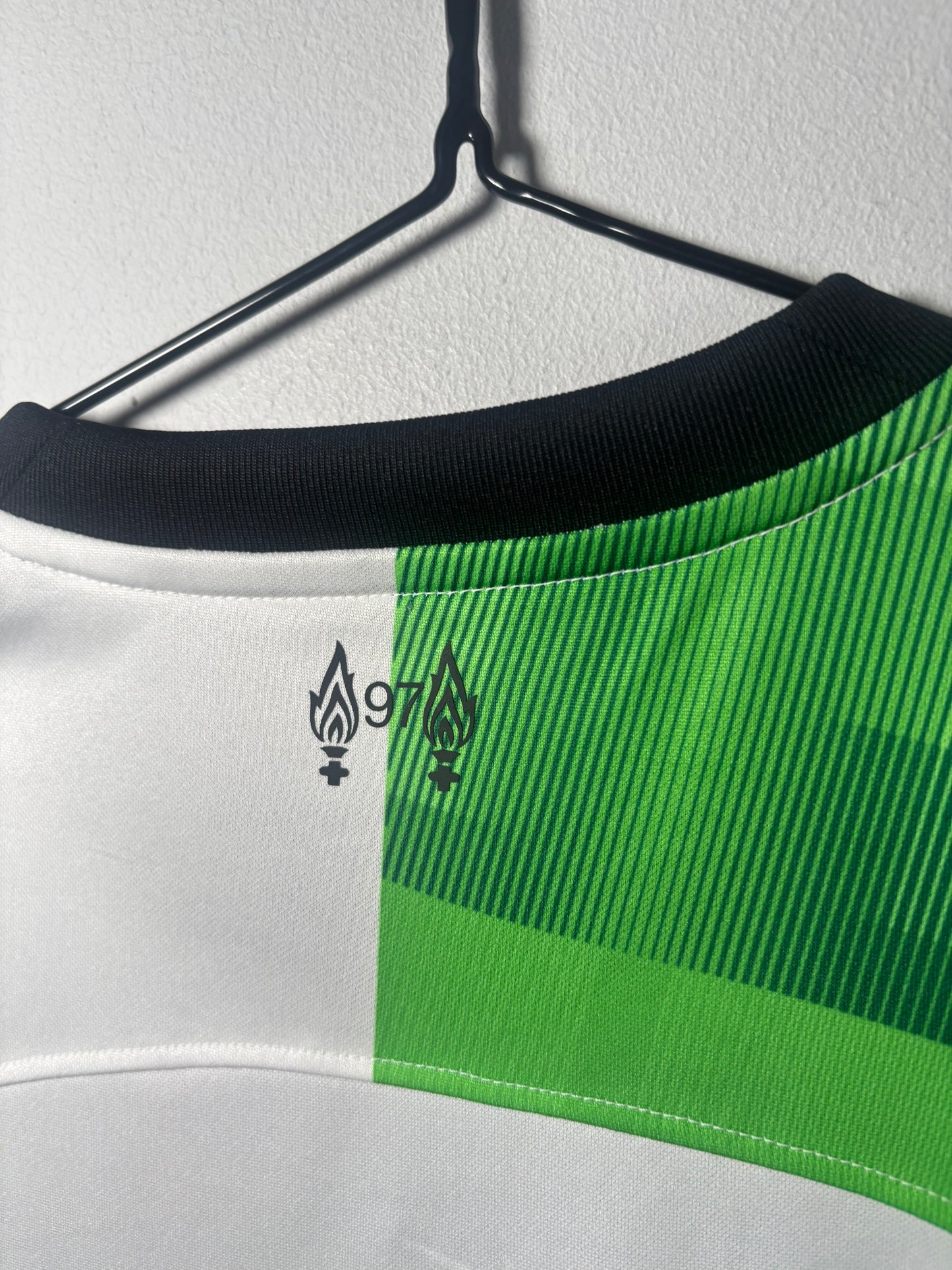 Liverpool Away Shirt 2023/24 (S)