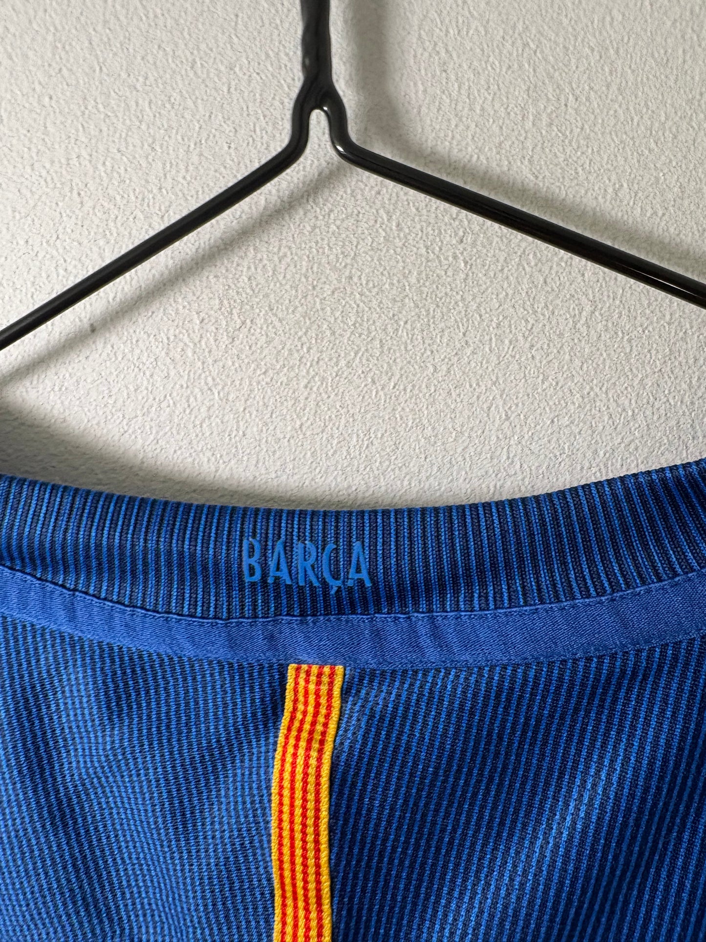 Barcelona Home Shirt 2016/17 Neymar (M)