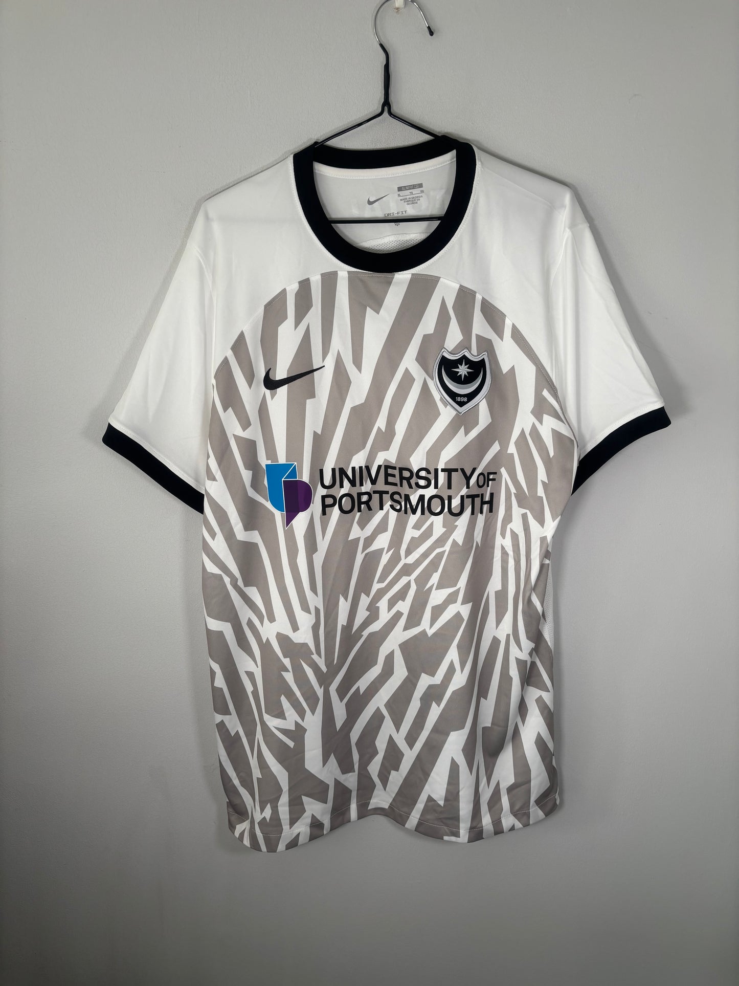 Portsmouth Away Shirt 2023/24 Ogilvie (XL)