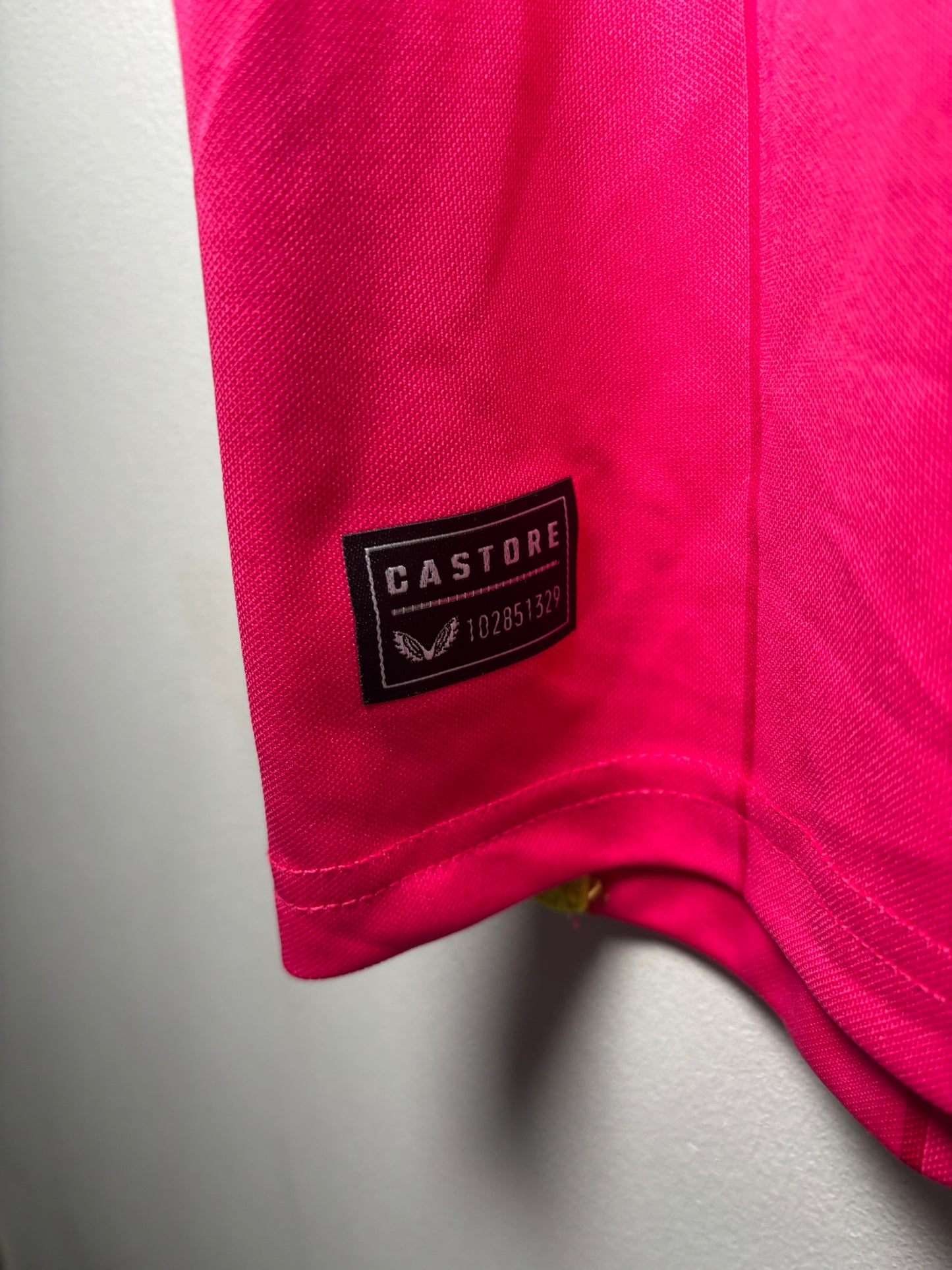 Wolves Goalkeeper Shirt 2023/24 (M)