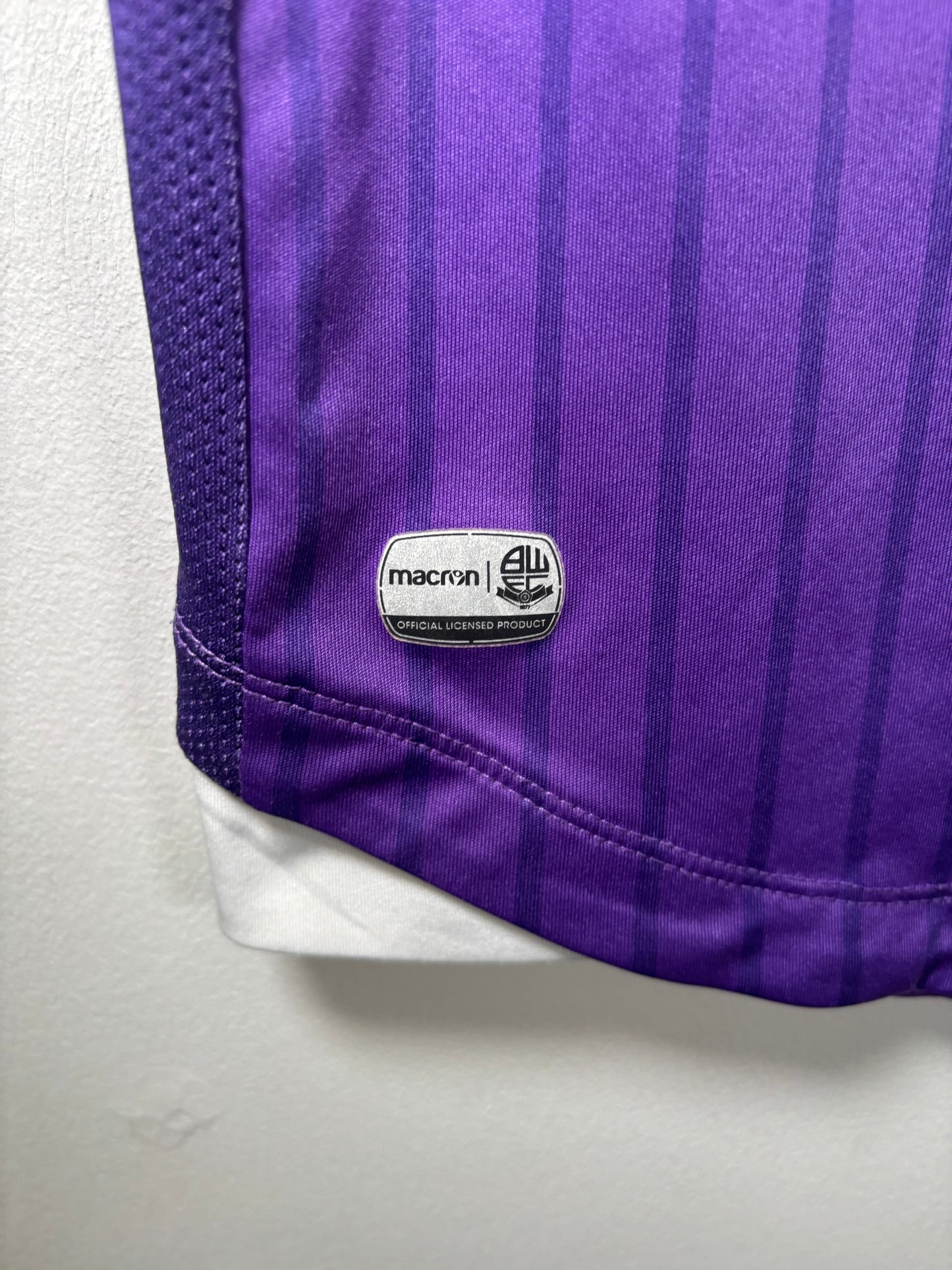 Bolton Wanderers Away Shirt 2017/18 Le Fondre (S)