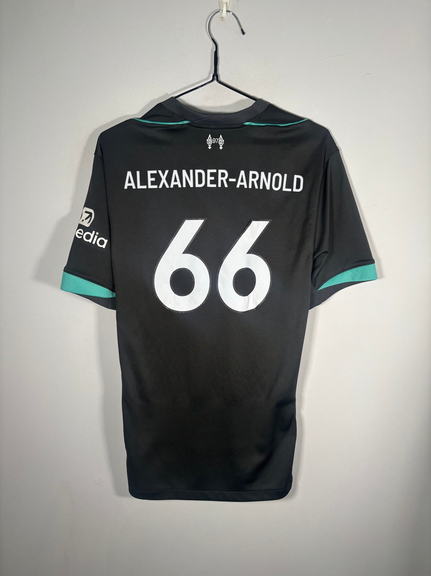 Liverpool Away Shirt 2024/25 Trent Alexander Arnold (S)