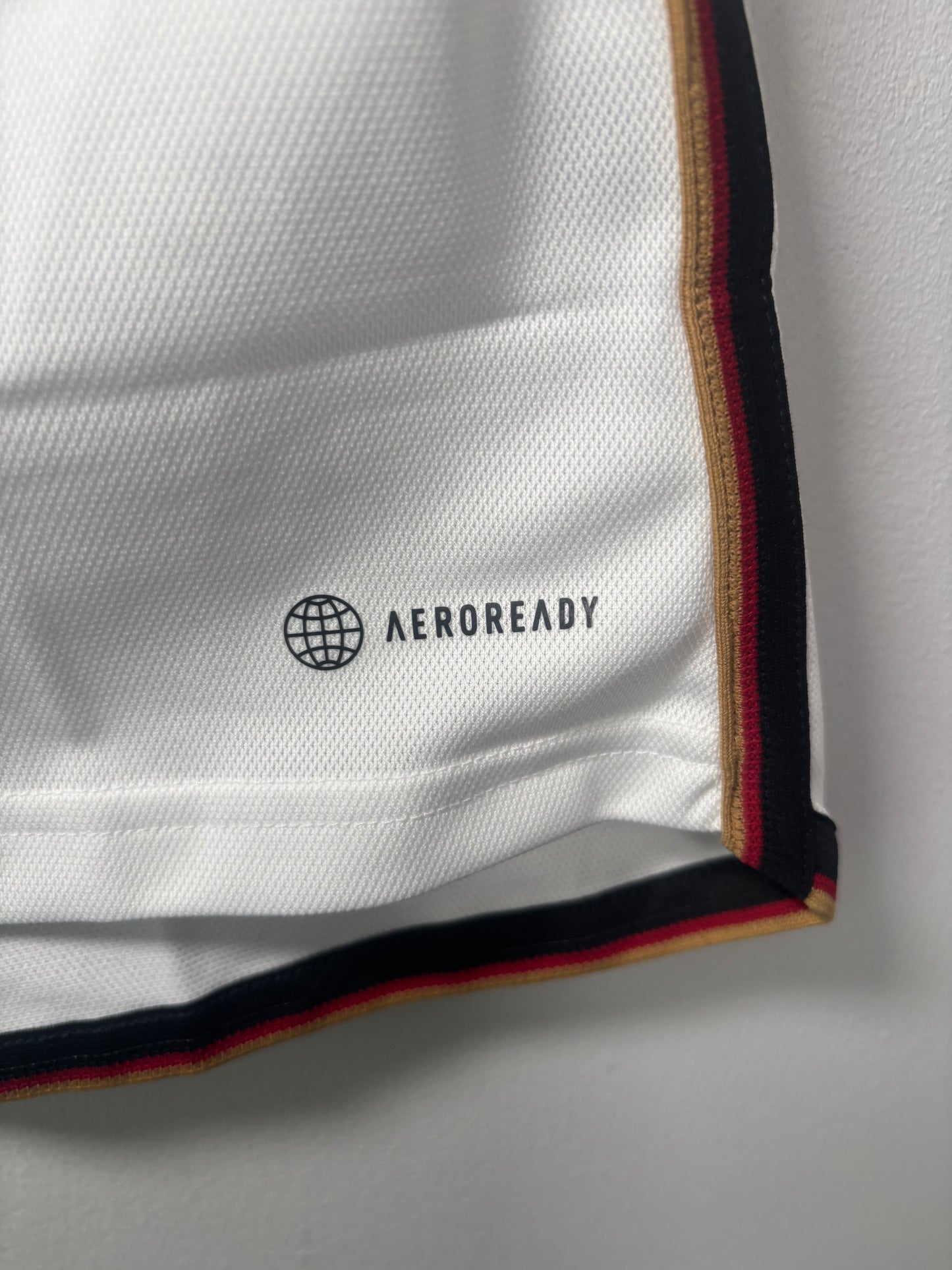 Germany Home Shirt 2022 BNWT (L)
