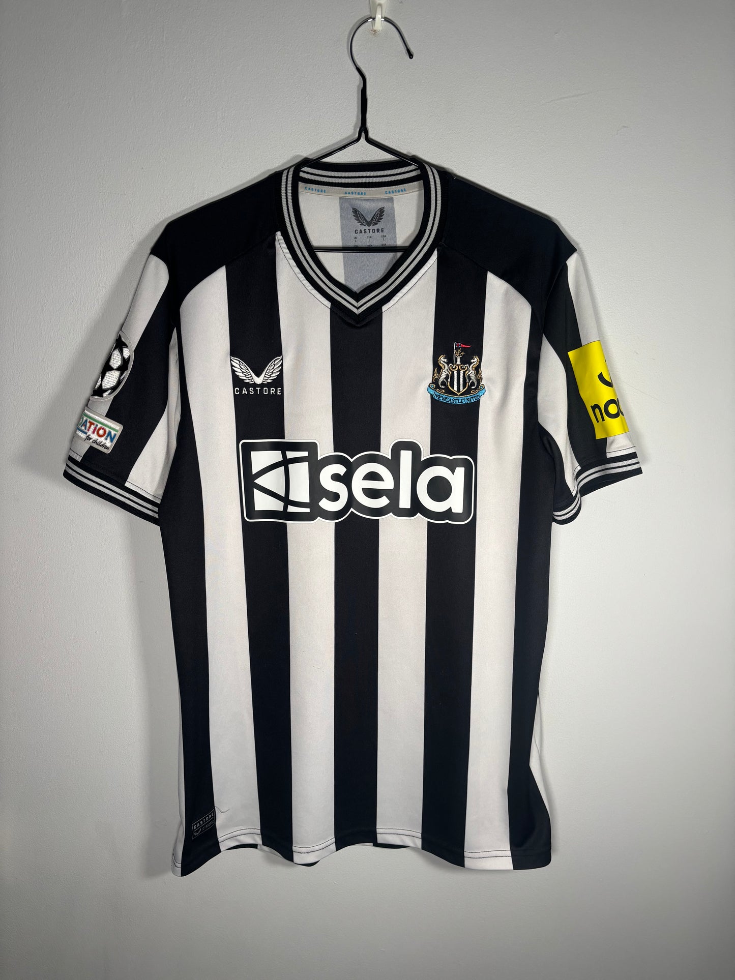 Newcastle United Home Shirt 2023/24 (L)