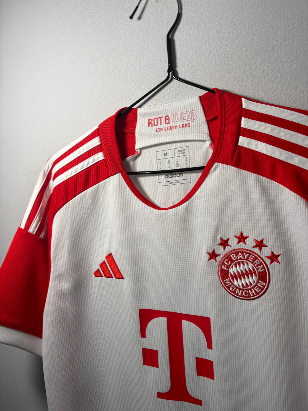 Bayern Munich Authentic Home Shirt 2023/24 Kim MinJae (M)