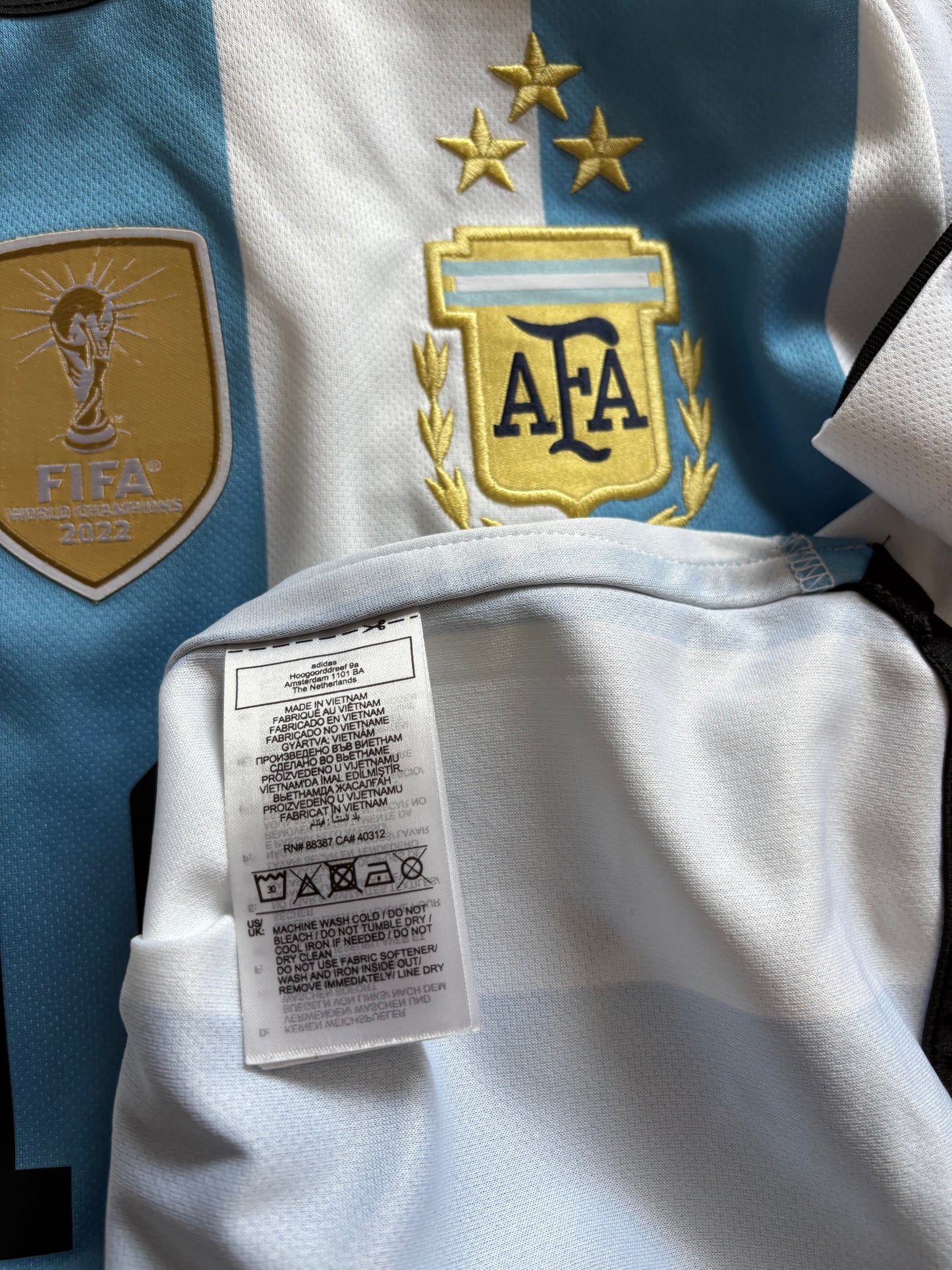 Argentina Home Shirt 2022 Messi (S)