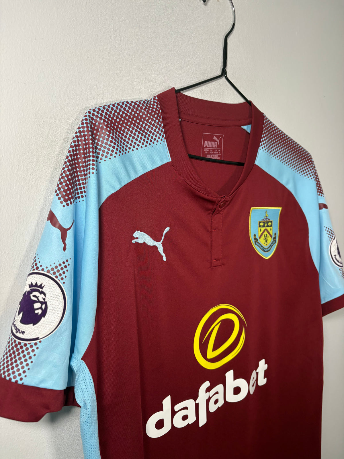 Burnley Home Shirt 2017/18 (L)