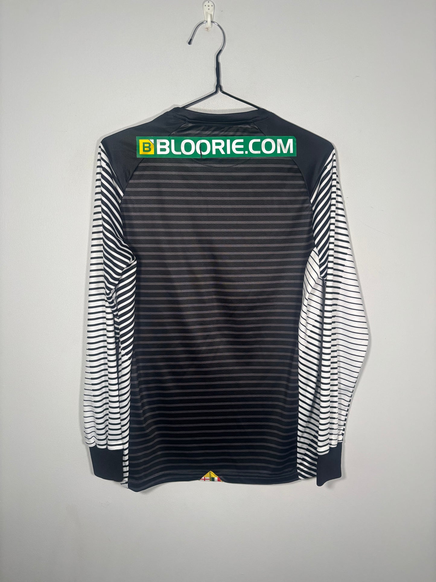 Norwich City Away Shirt 2017/18 (S)