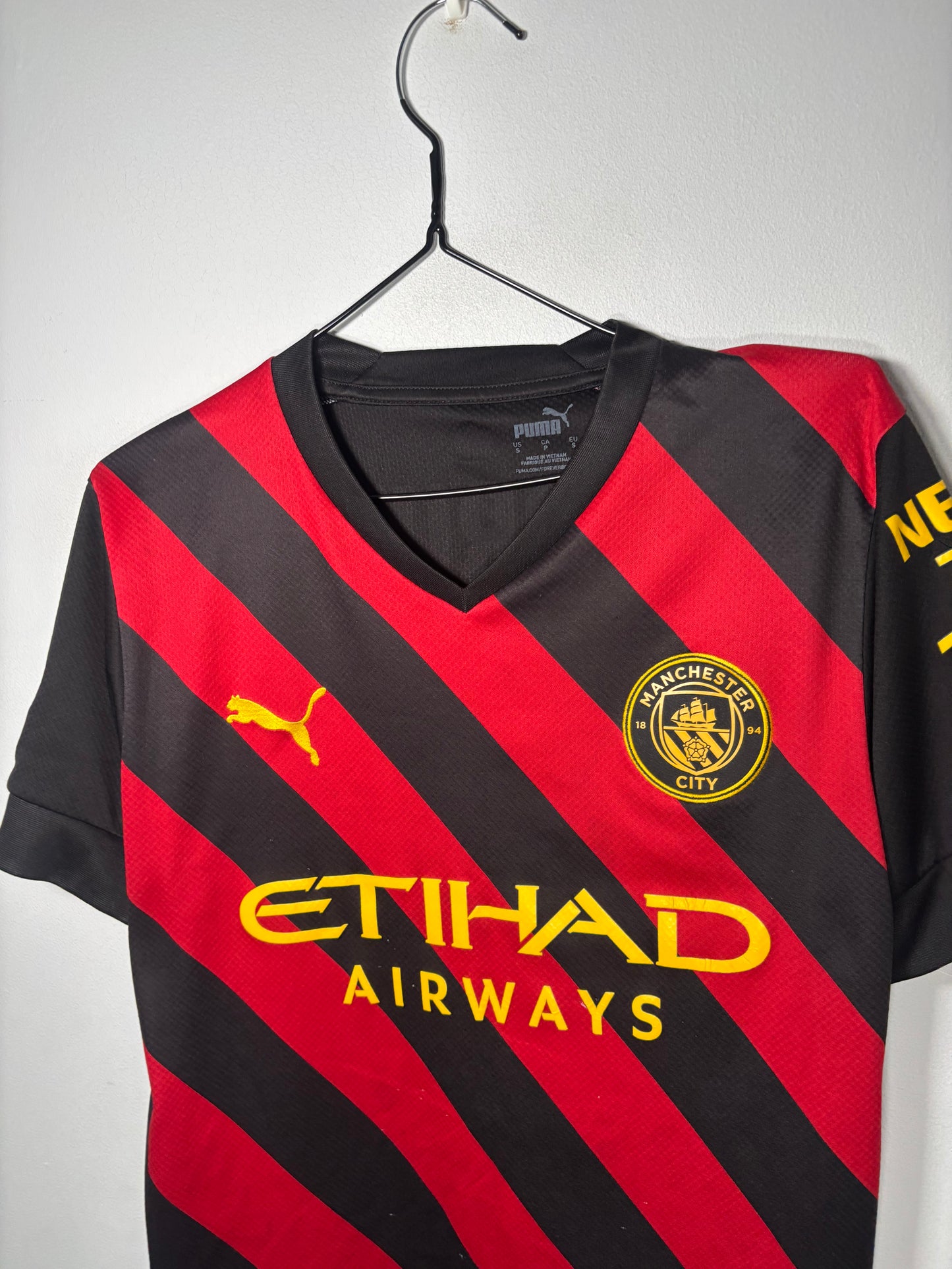 Manchester City Away Shirt 2022/23 De Bruyne (S)