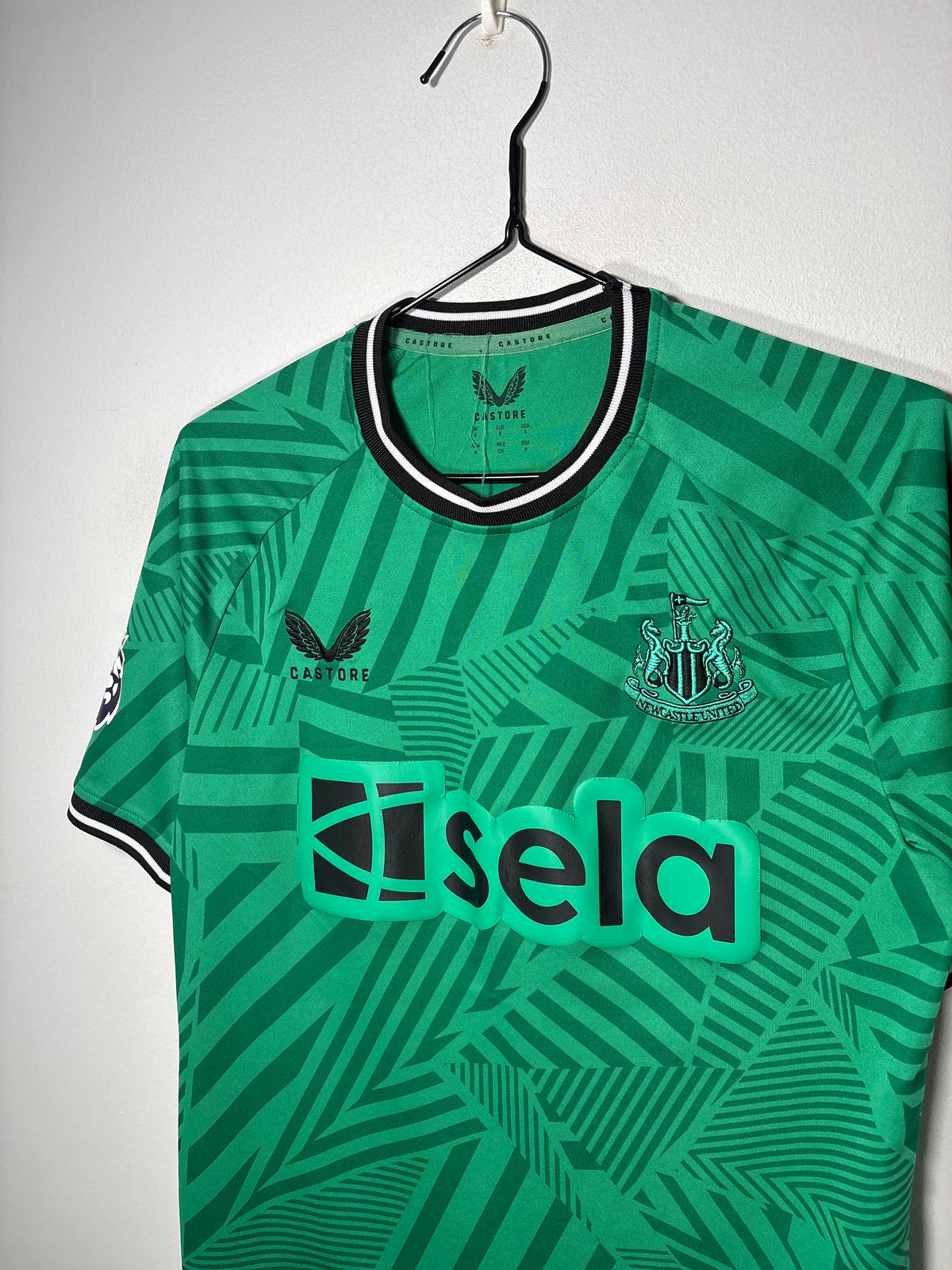 Newcastle United Authentic Away Shirt 2023/24 Almiron (S)