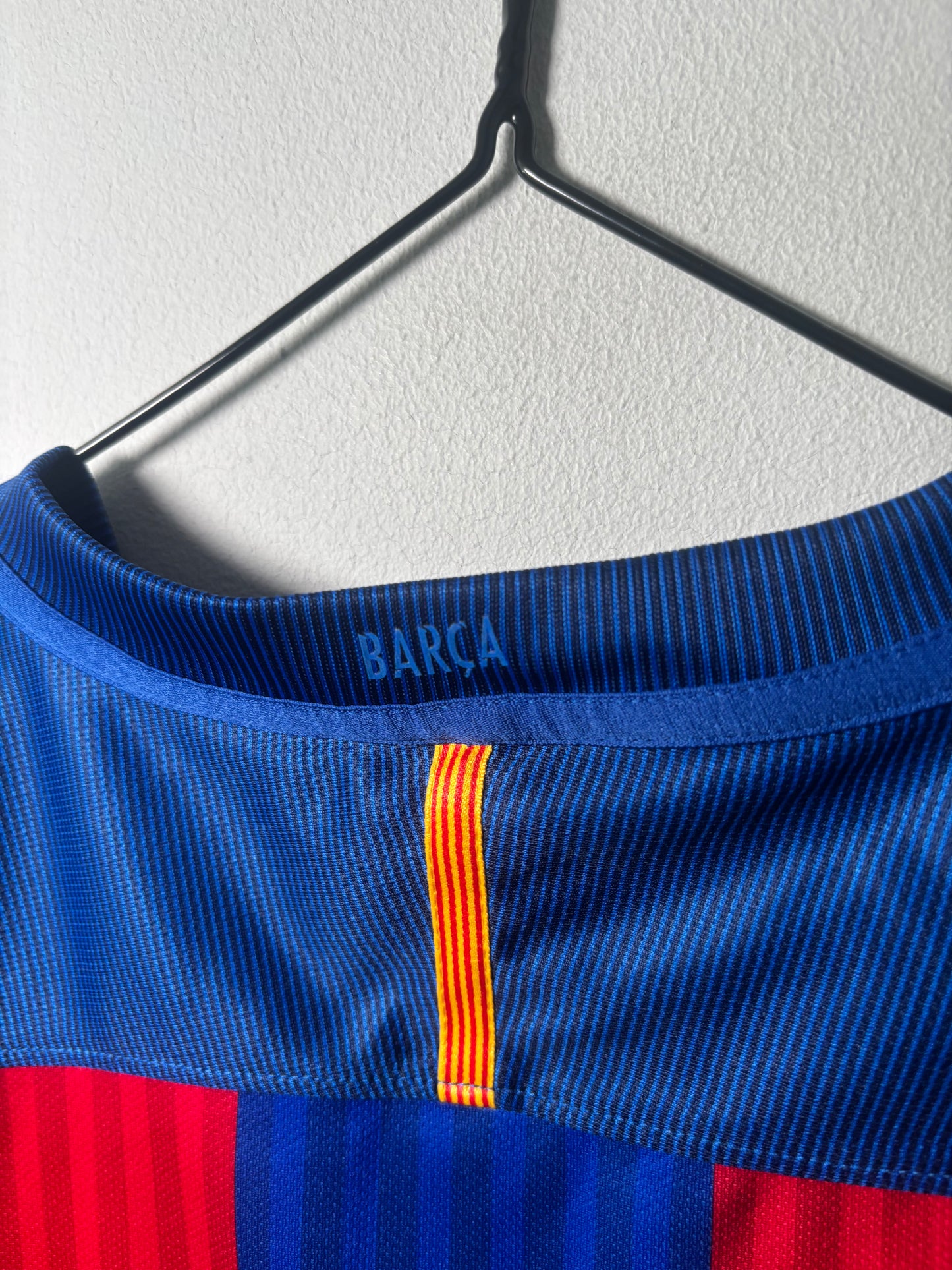 Barcelona Home Shirt 2016/17 (L)