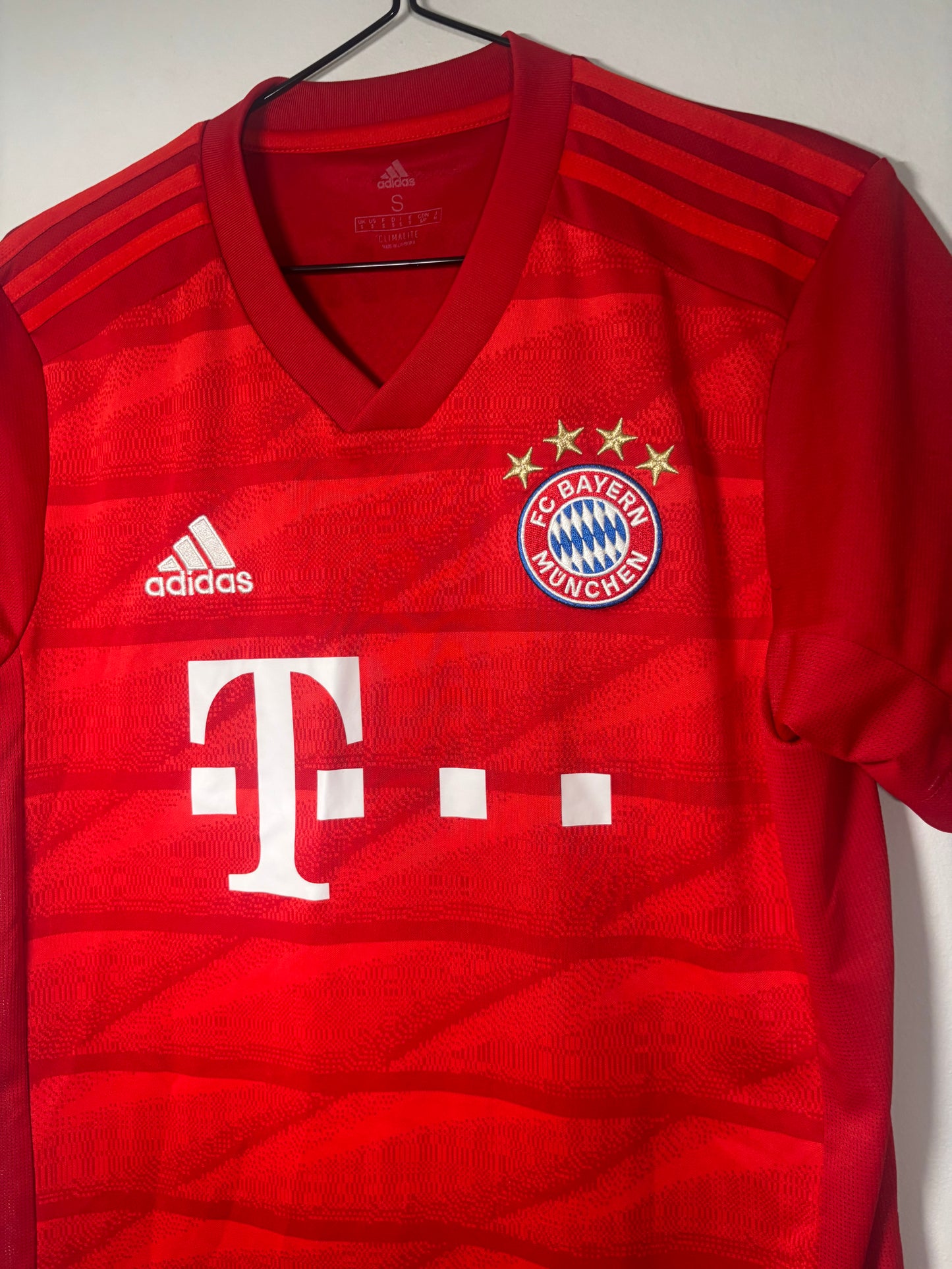Bayern Munich Home Shirt 2019/20 (S)
