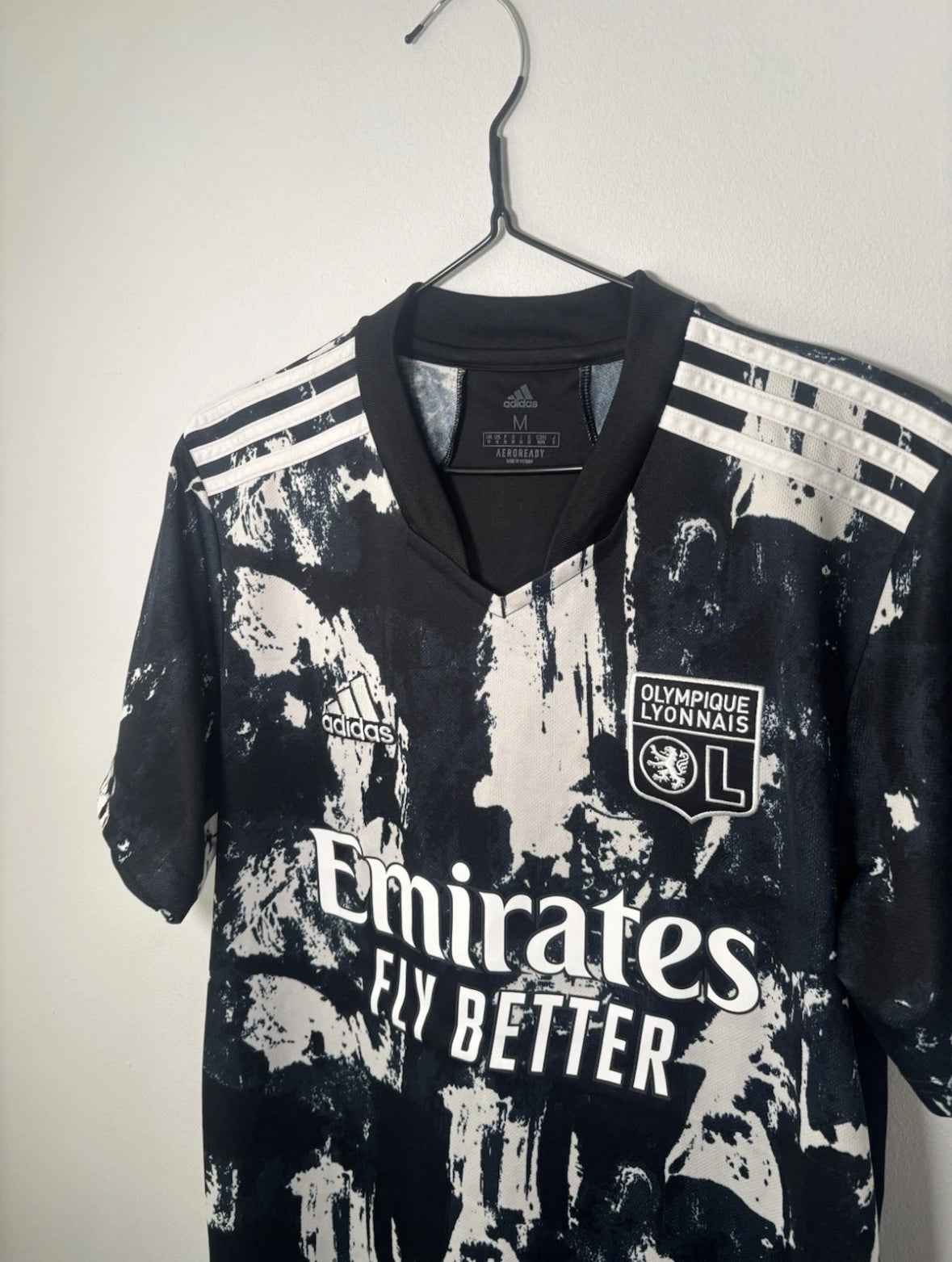 Lyon Third Shirt 2021/22 (M)