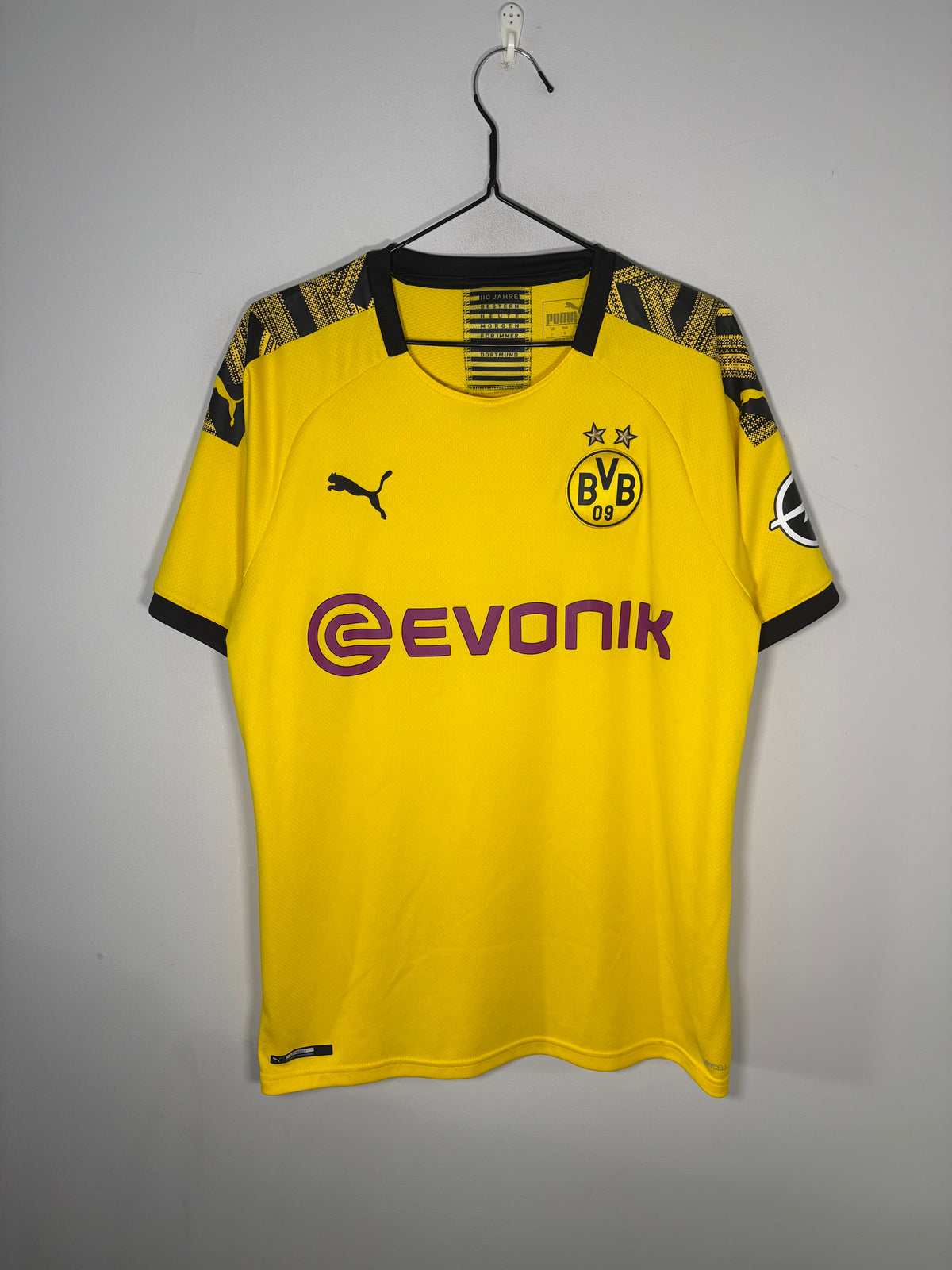 Borussia Dortmund Home Shirt 2019/20 Jaden Sancho (L)